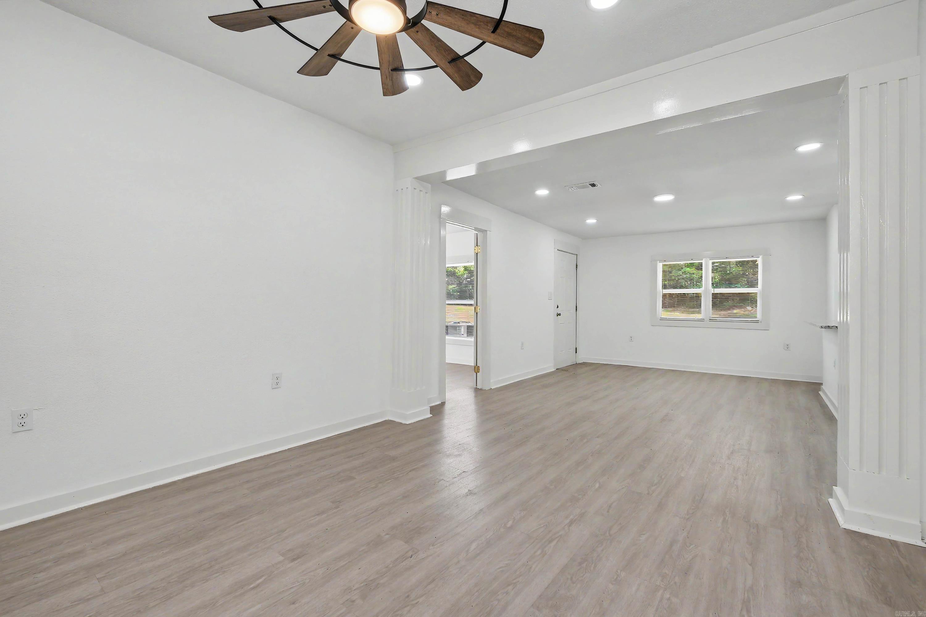2720 S Spring Street Property Photo 8