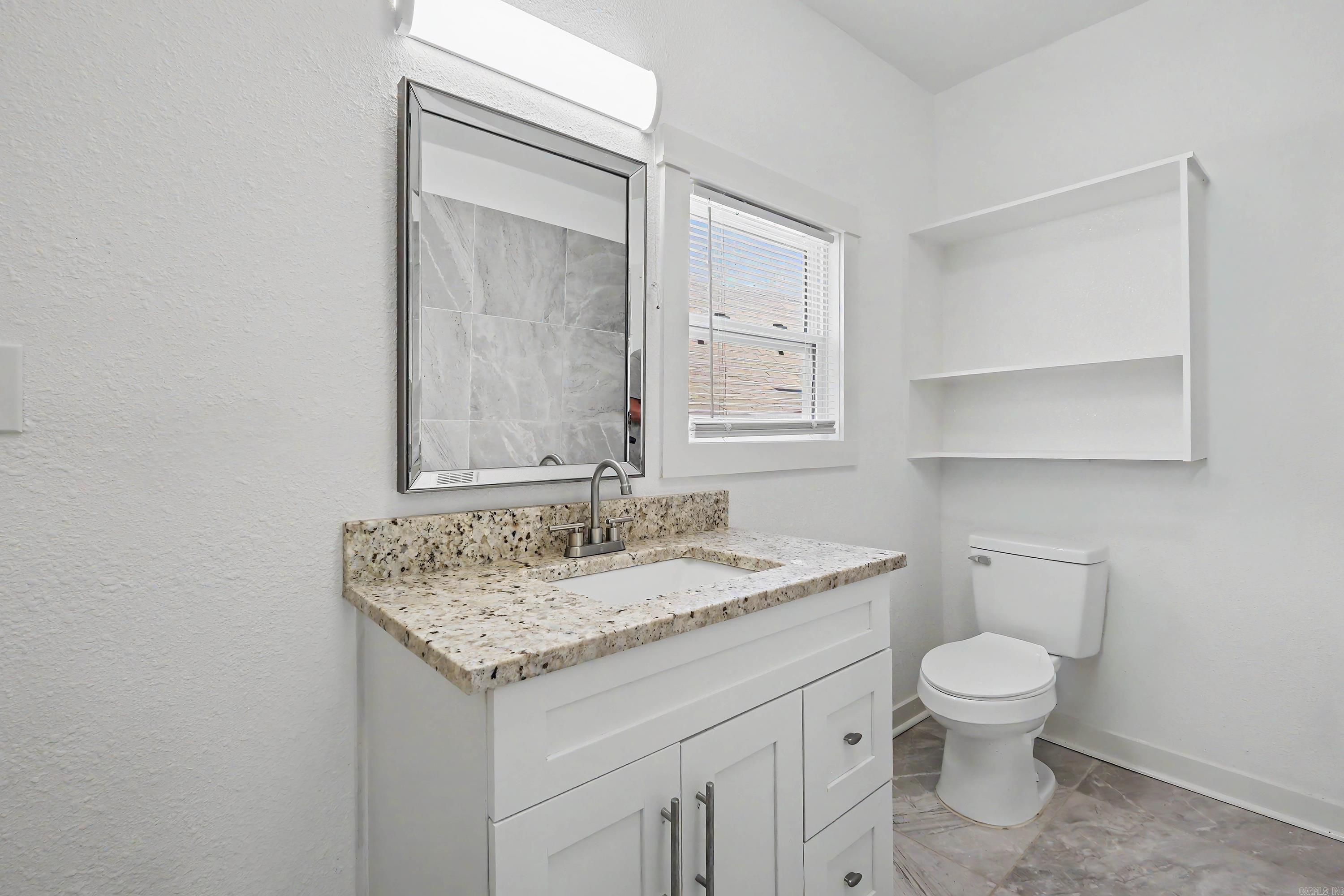 2720 S Spring Street Property Photo 18