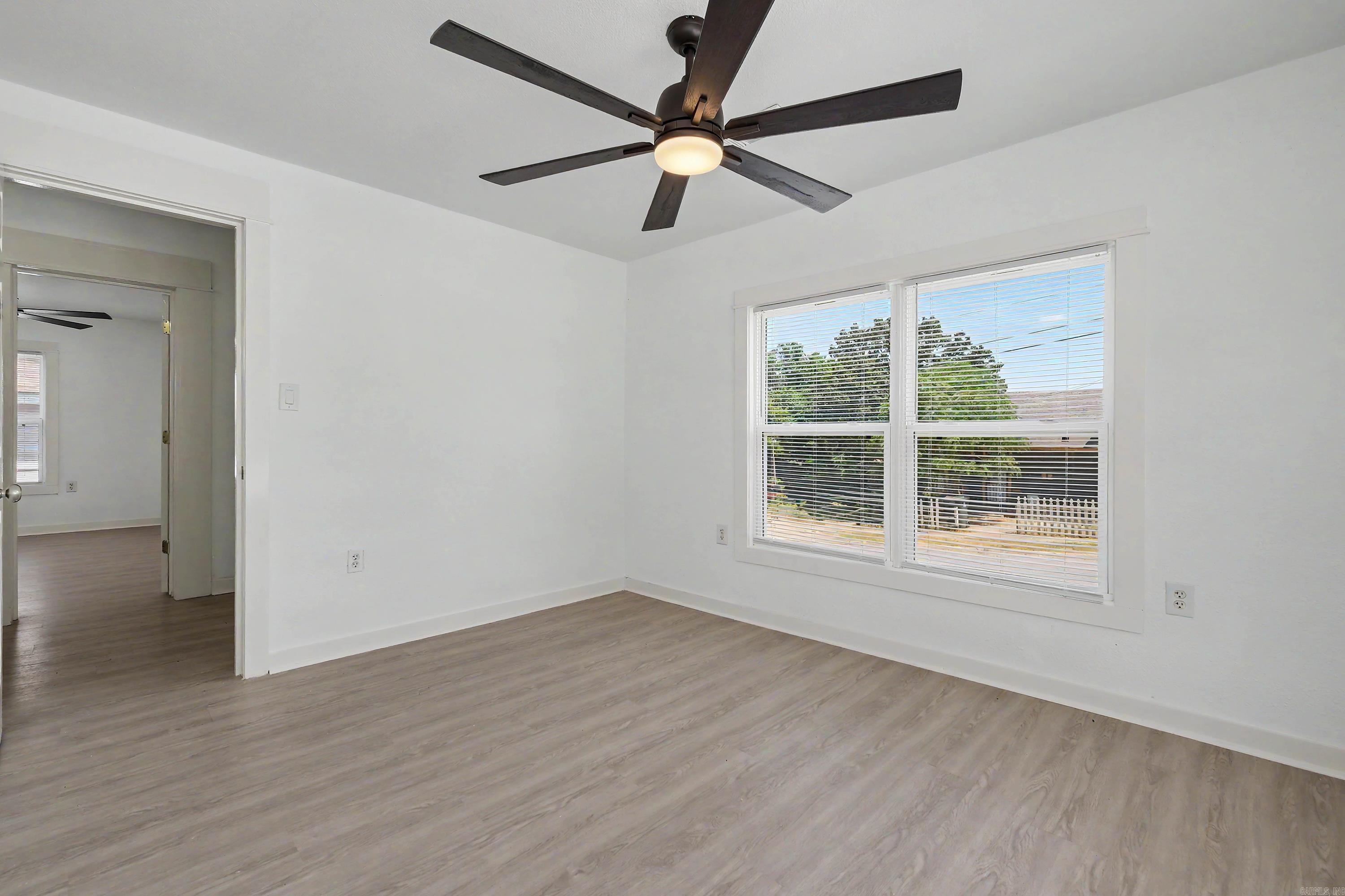 2720 S Spring Street Property Photo 25