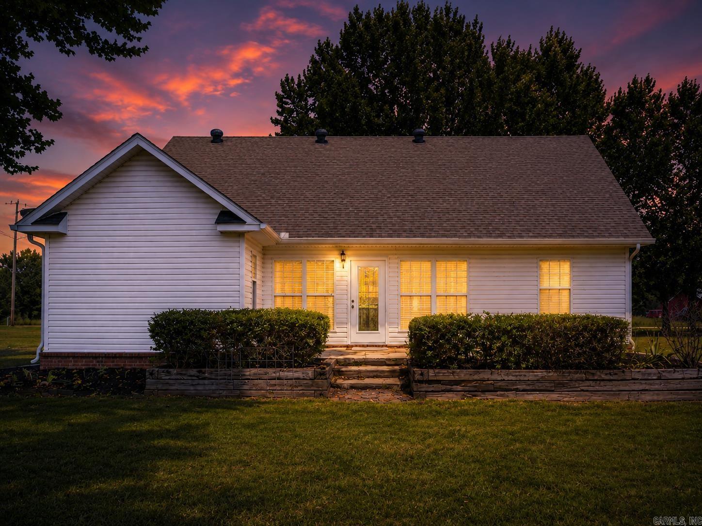 106 Cedar Valley Drive Property Photo 4