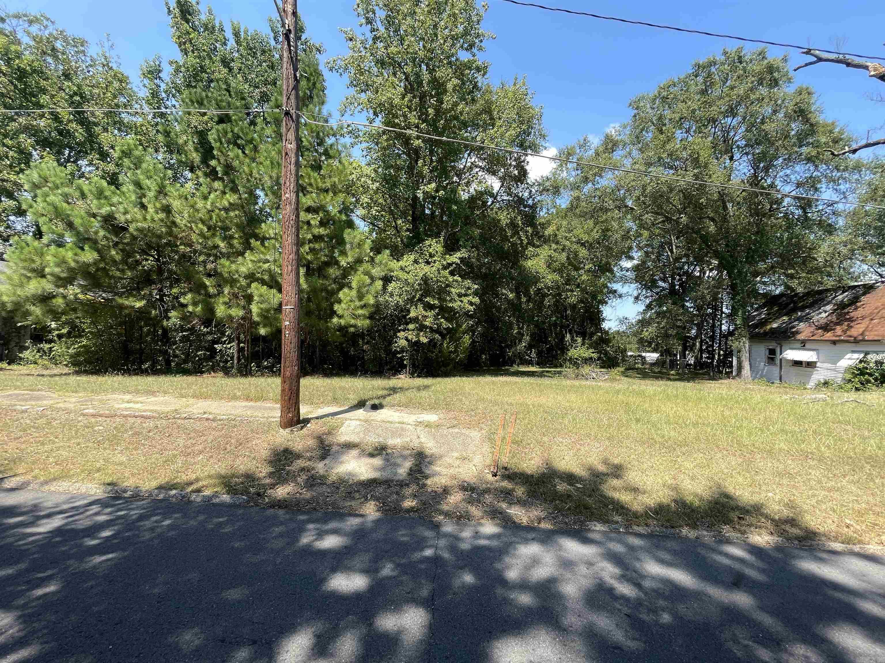 428 Maple St Property Photo 1