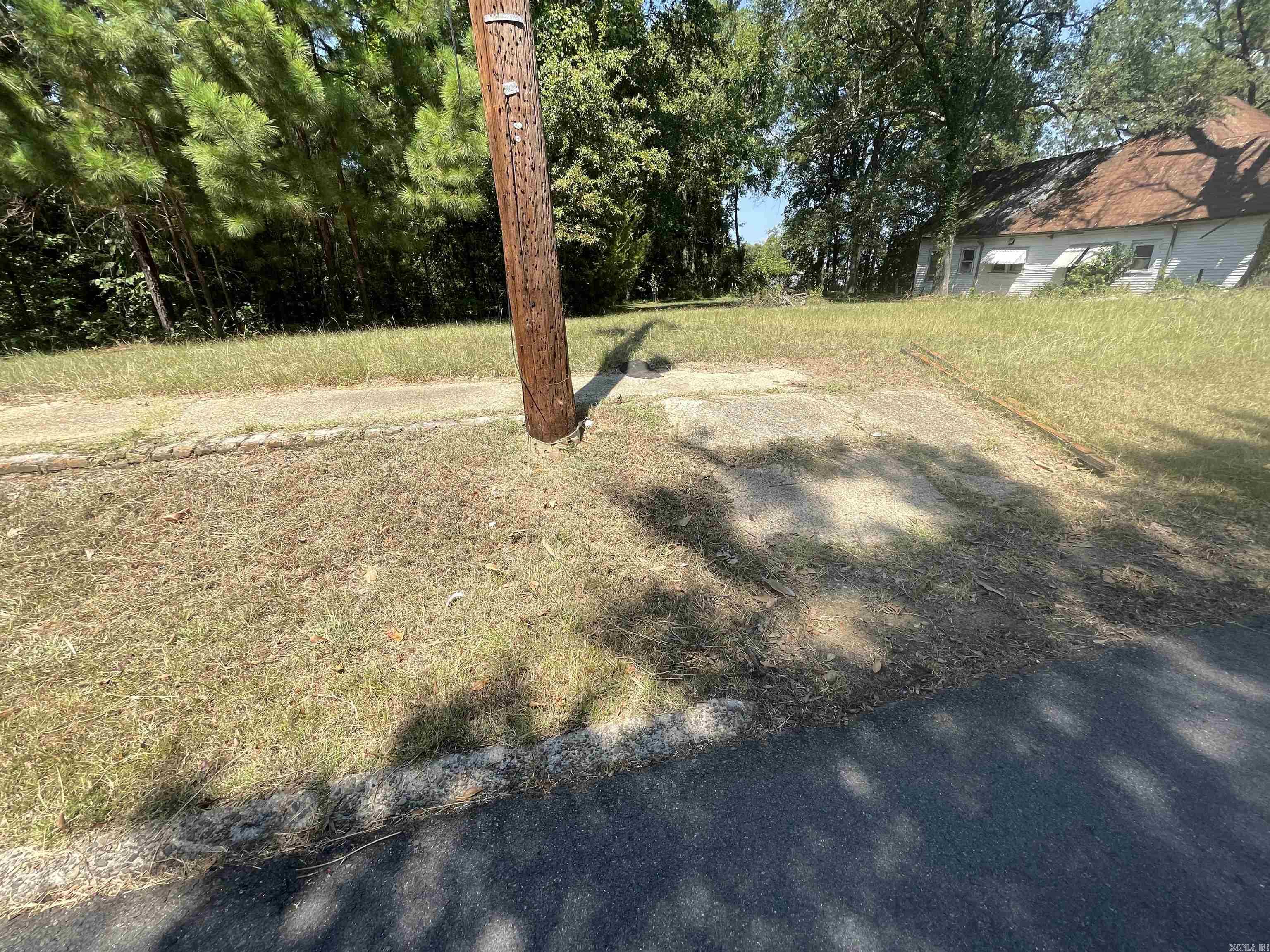 428 Maple St Property Photo 7
