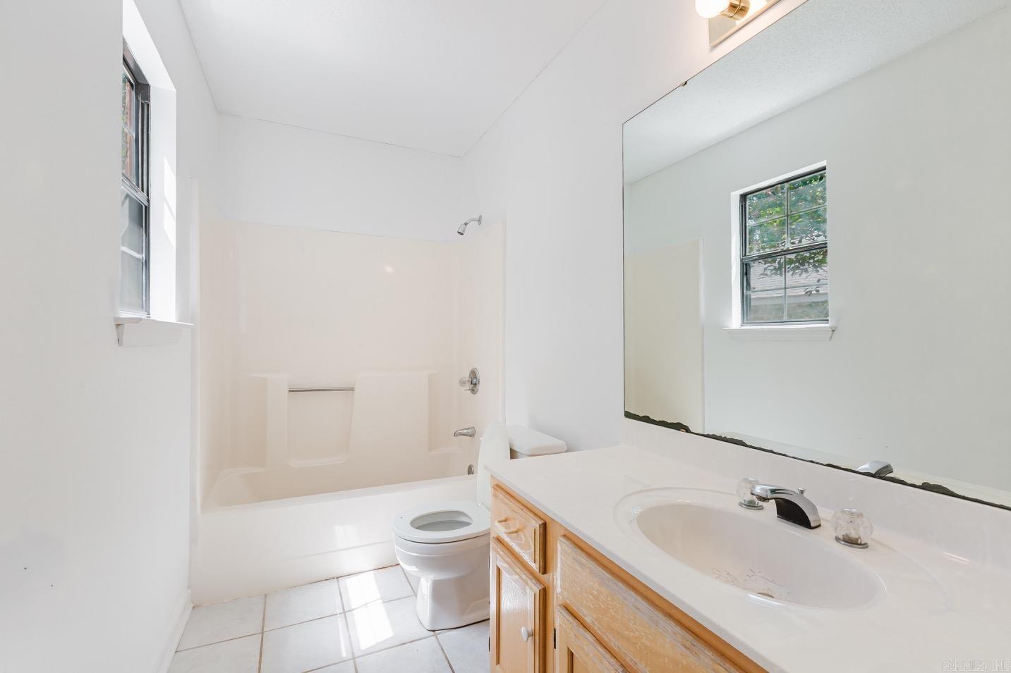7 High Timber Drive Property Photo 12
