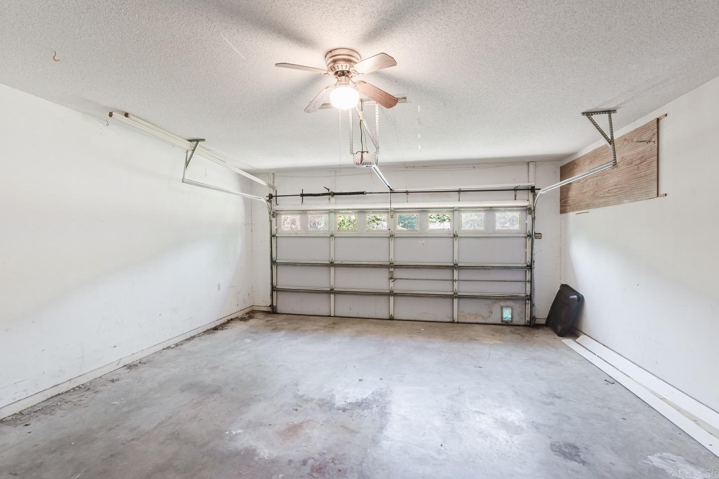 7 High Timber Drive Property Photo 14
