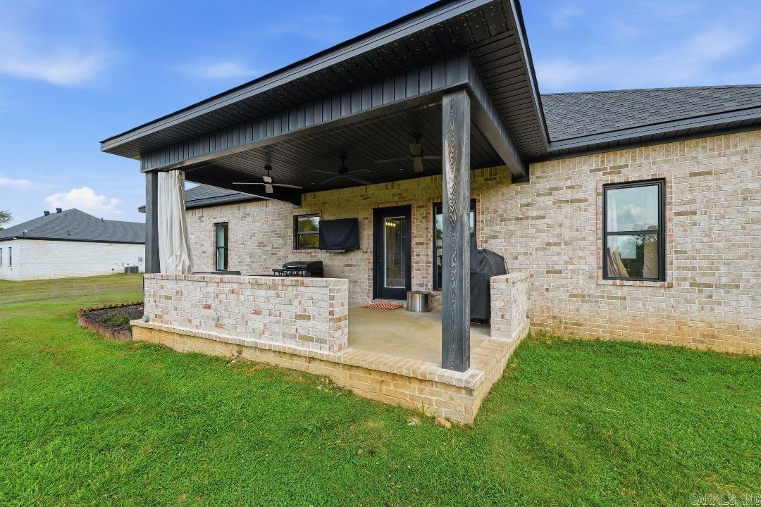 38 Edward Way Property Photo 27