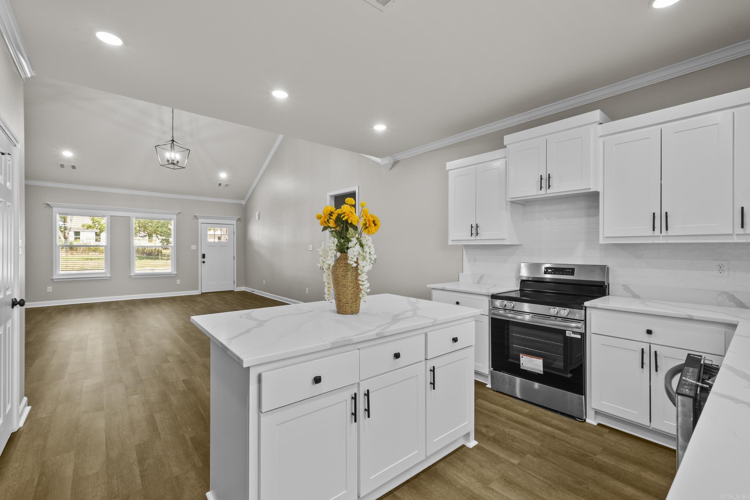 107 Christian Lane Property Photo 12