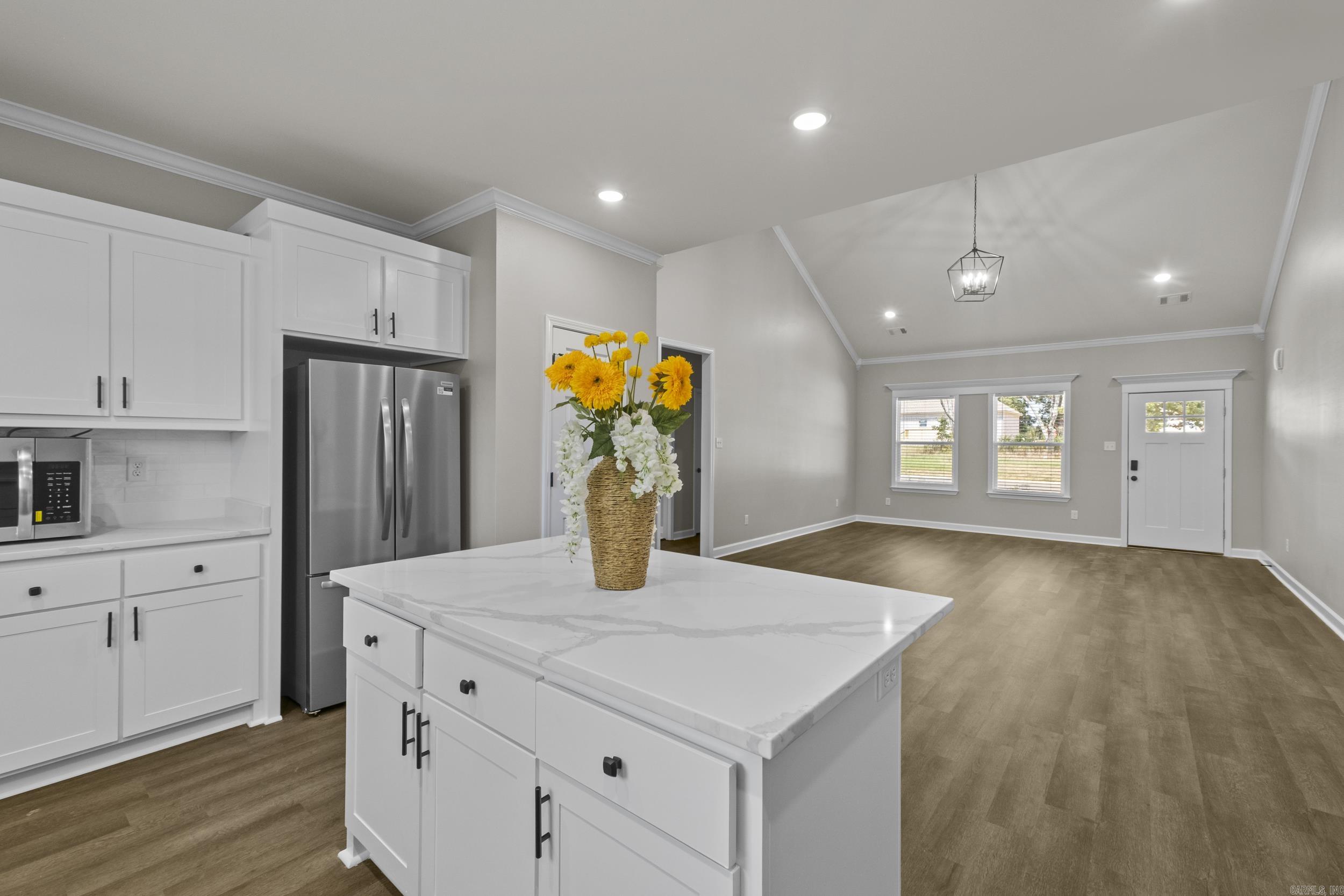 107 Christian Lane Property Photo 13