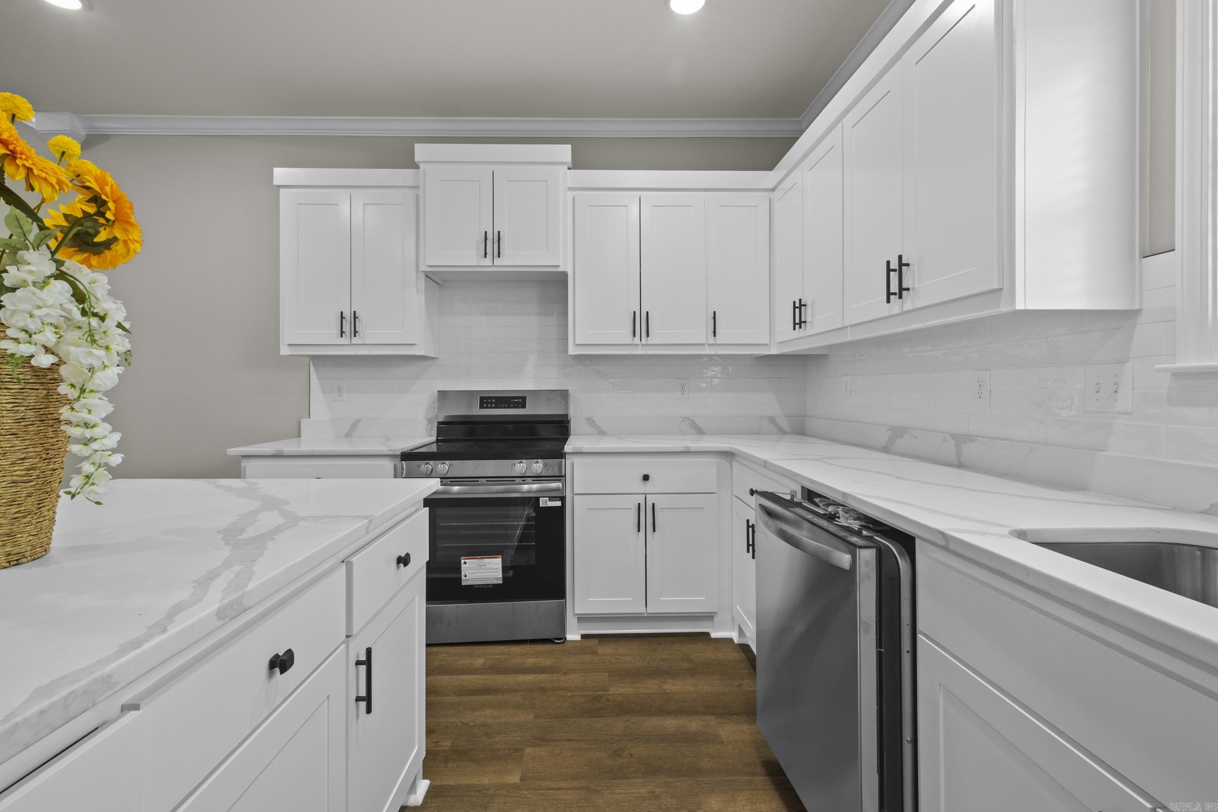 107 Christian Lane Property Photo 14