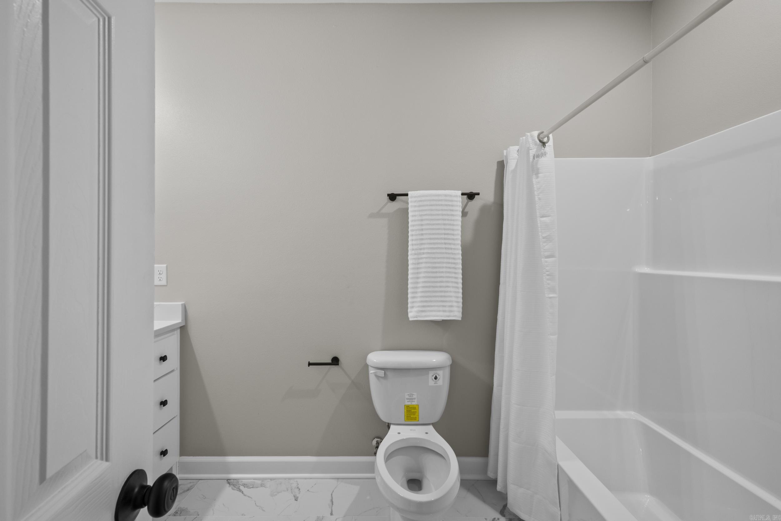 107 Christian Lane Property Photo 23
