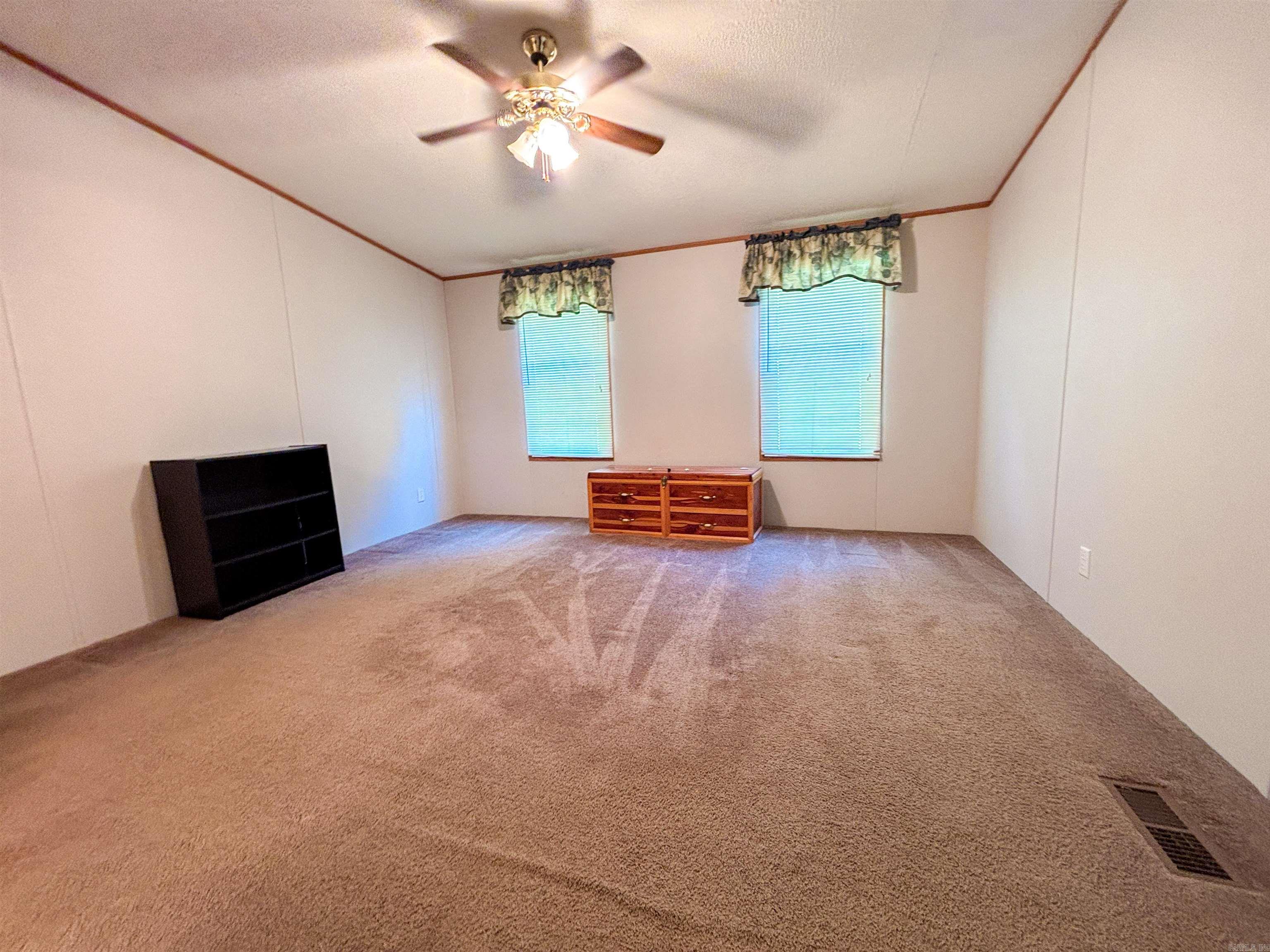 6052 Highway 16 E Property Photo 15
