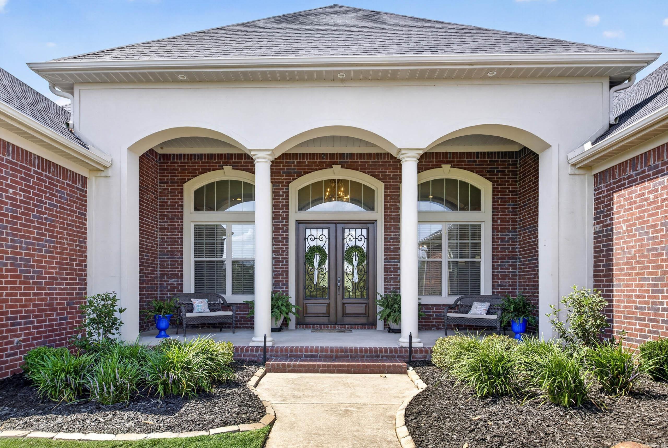1523 Cypress Point Street Property Photo 3