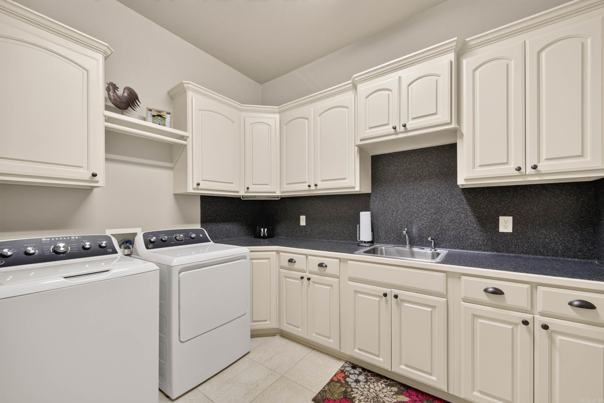 1523 Cypress Point Street Property Photo 12