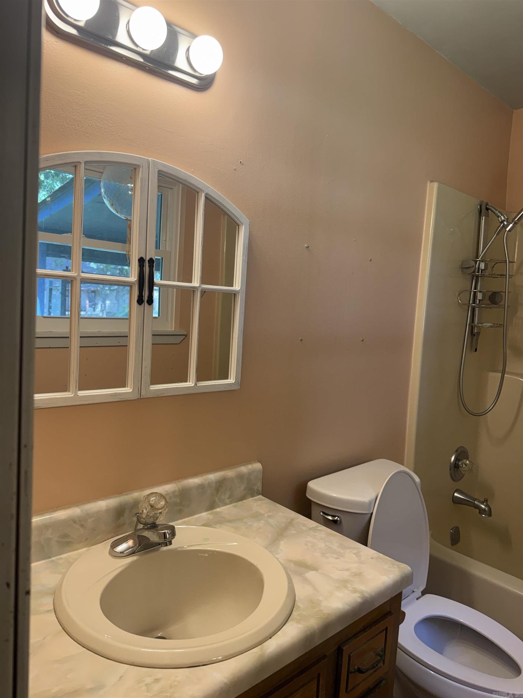 5 Ruth Drive Property Photo 15