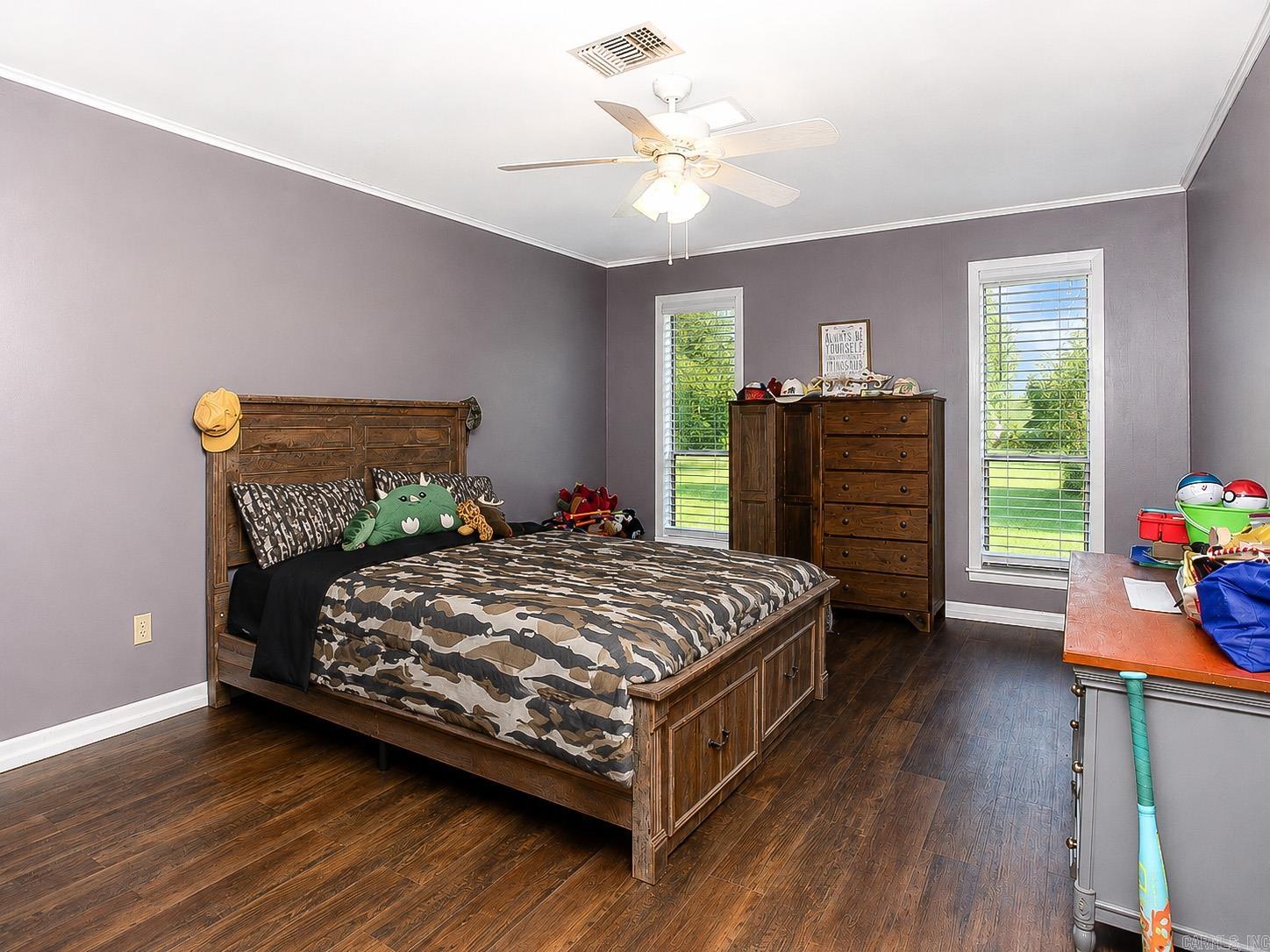 8128 Cross Road Property Photo 17