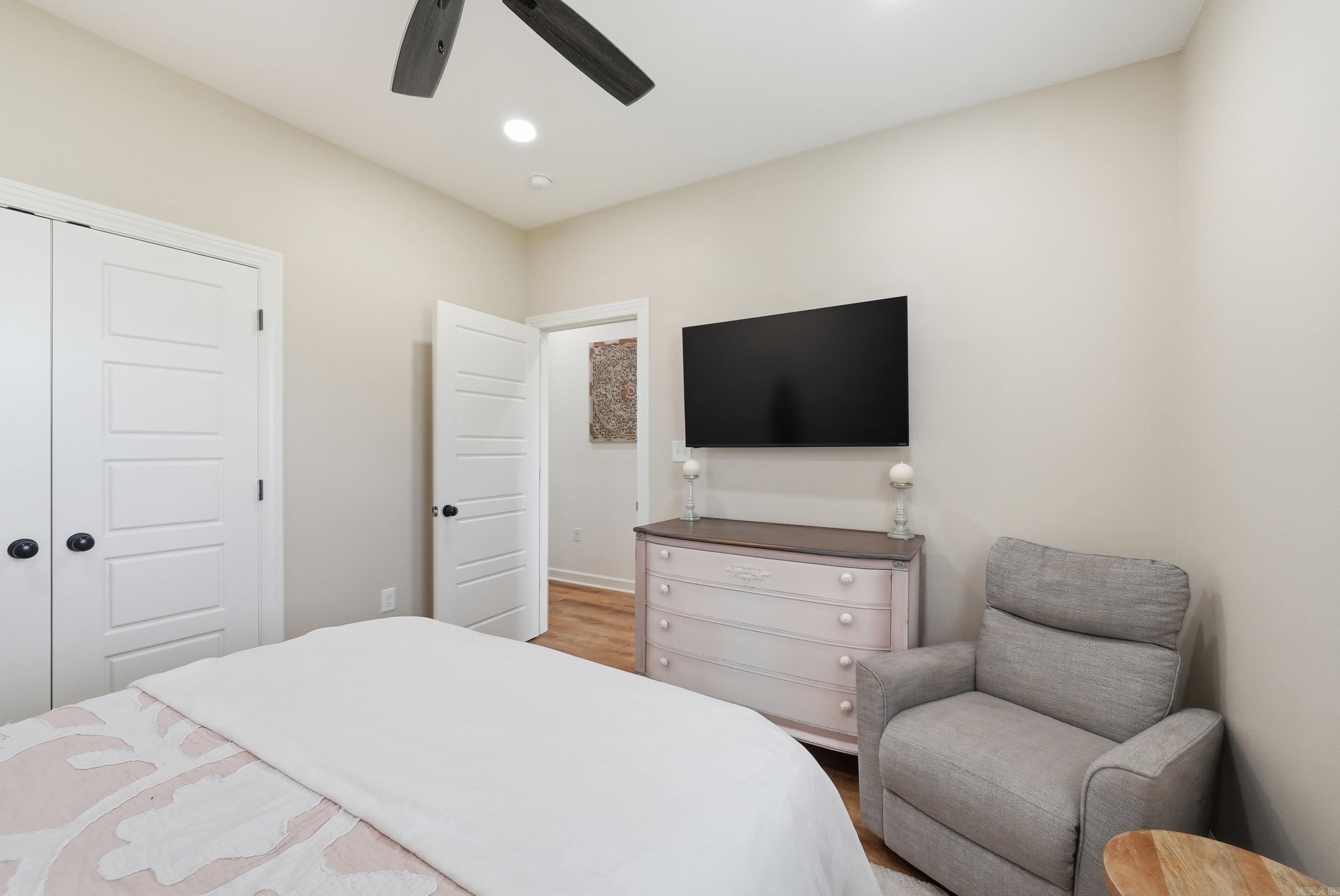 365 Oak Tree Ridge Property Photo 25