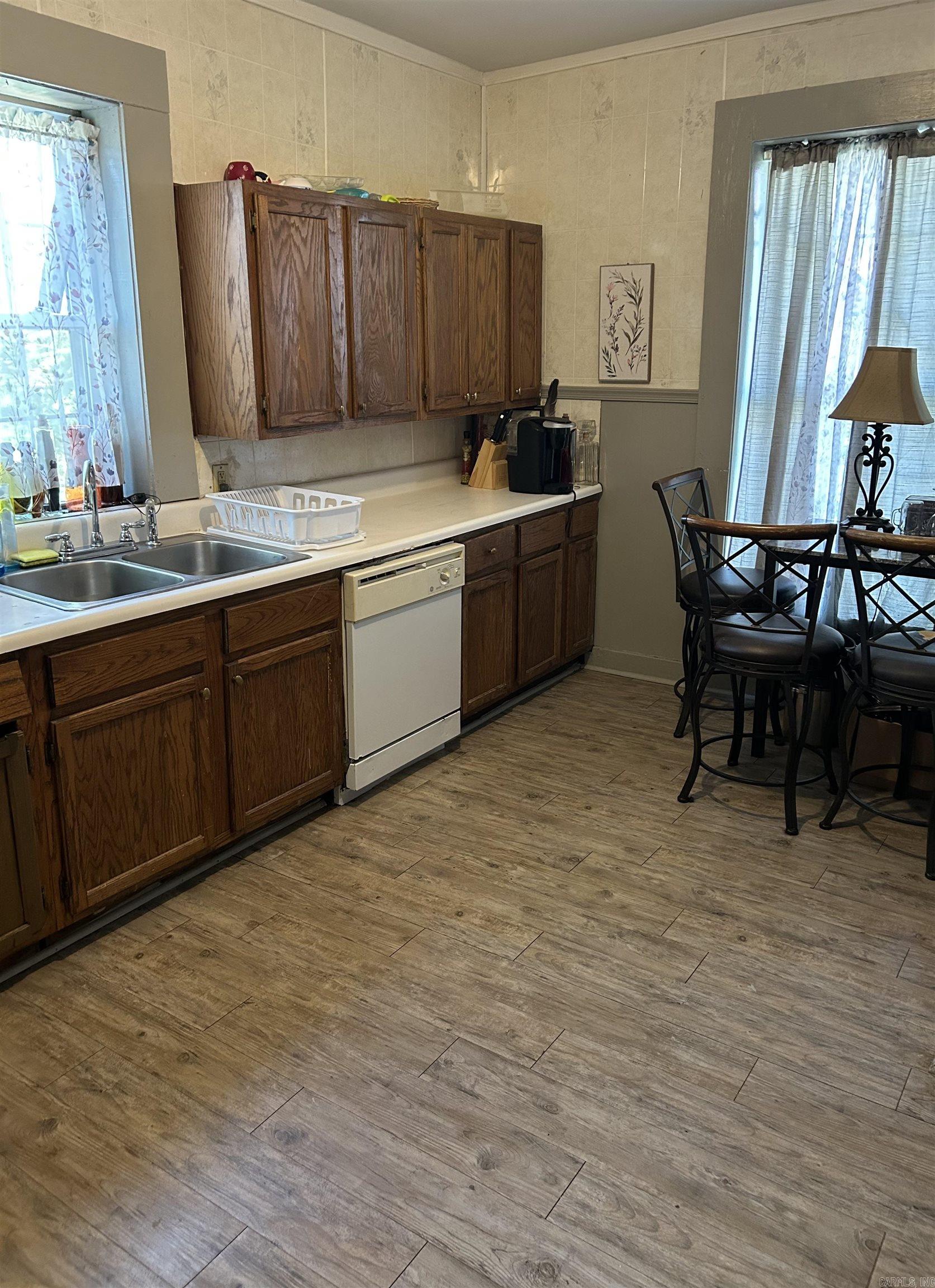 510 N Drew Street Property Photo 5