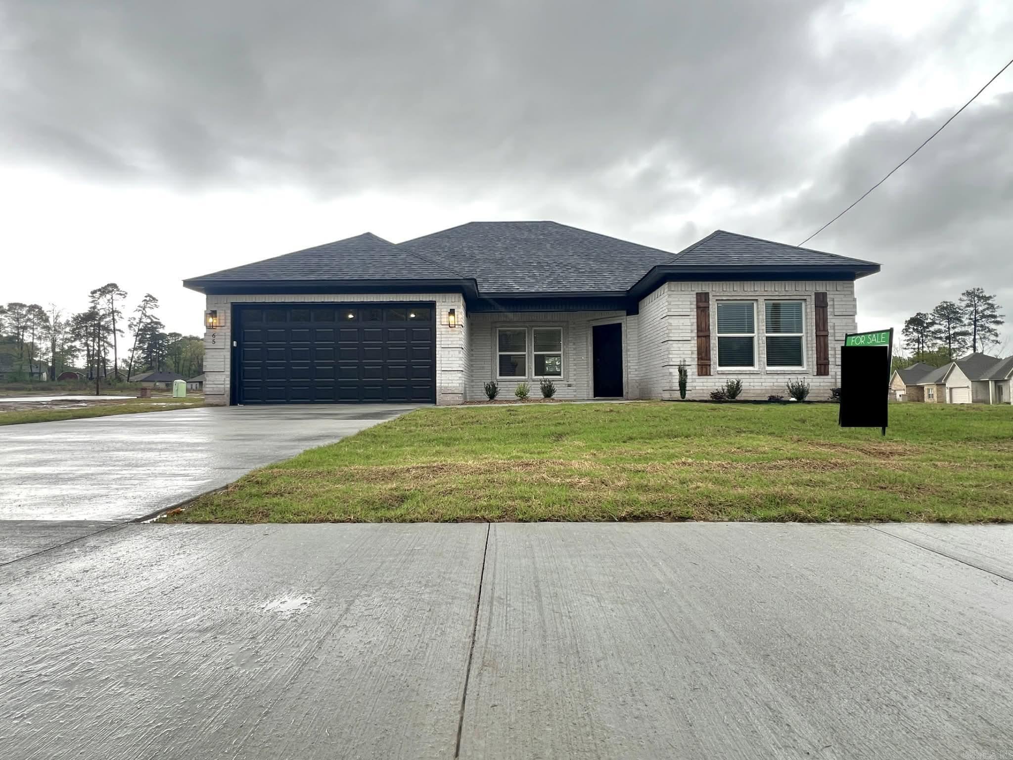 65 Springtree Property Photo 1