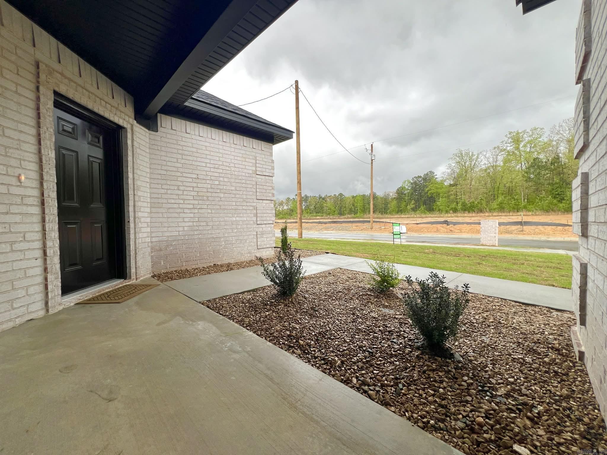 65 Springtree Property Photo 4