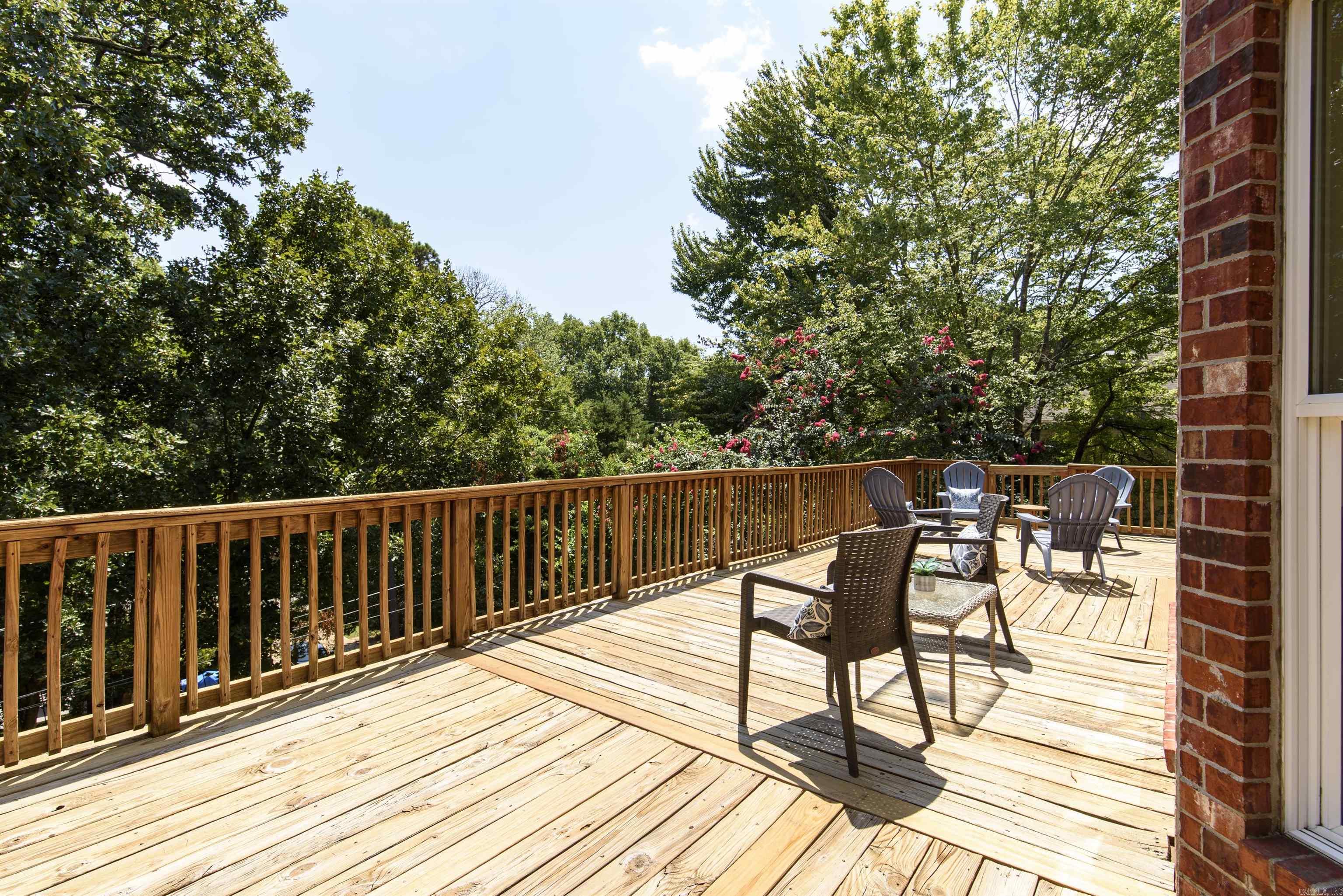 1 Hillsborough Court Property Photo 38