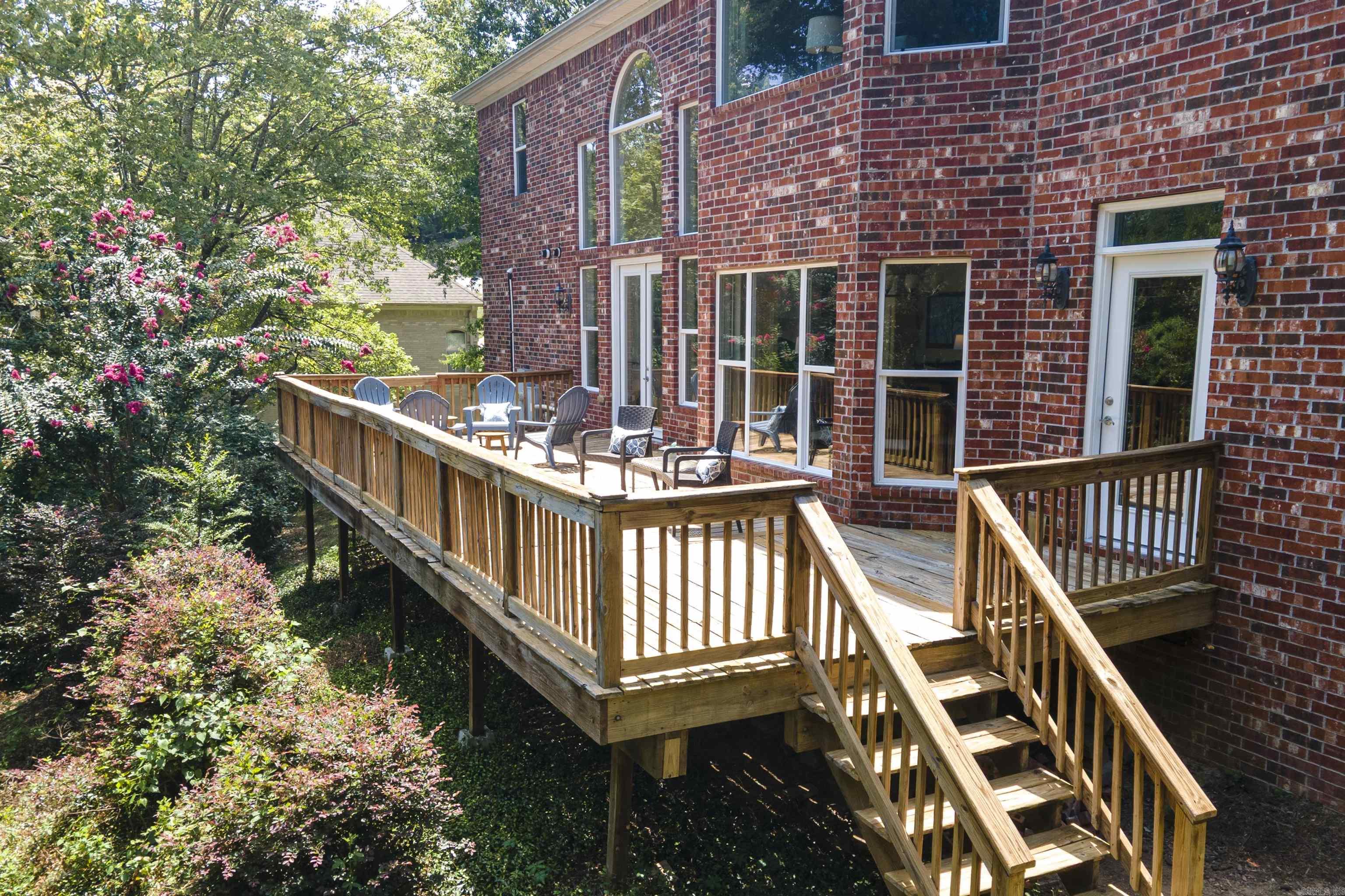 1 Hillsborough Court Property Photo 42
