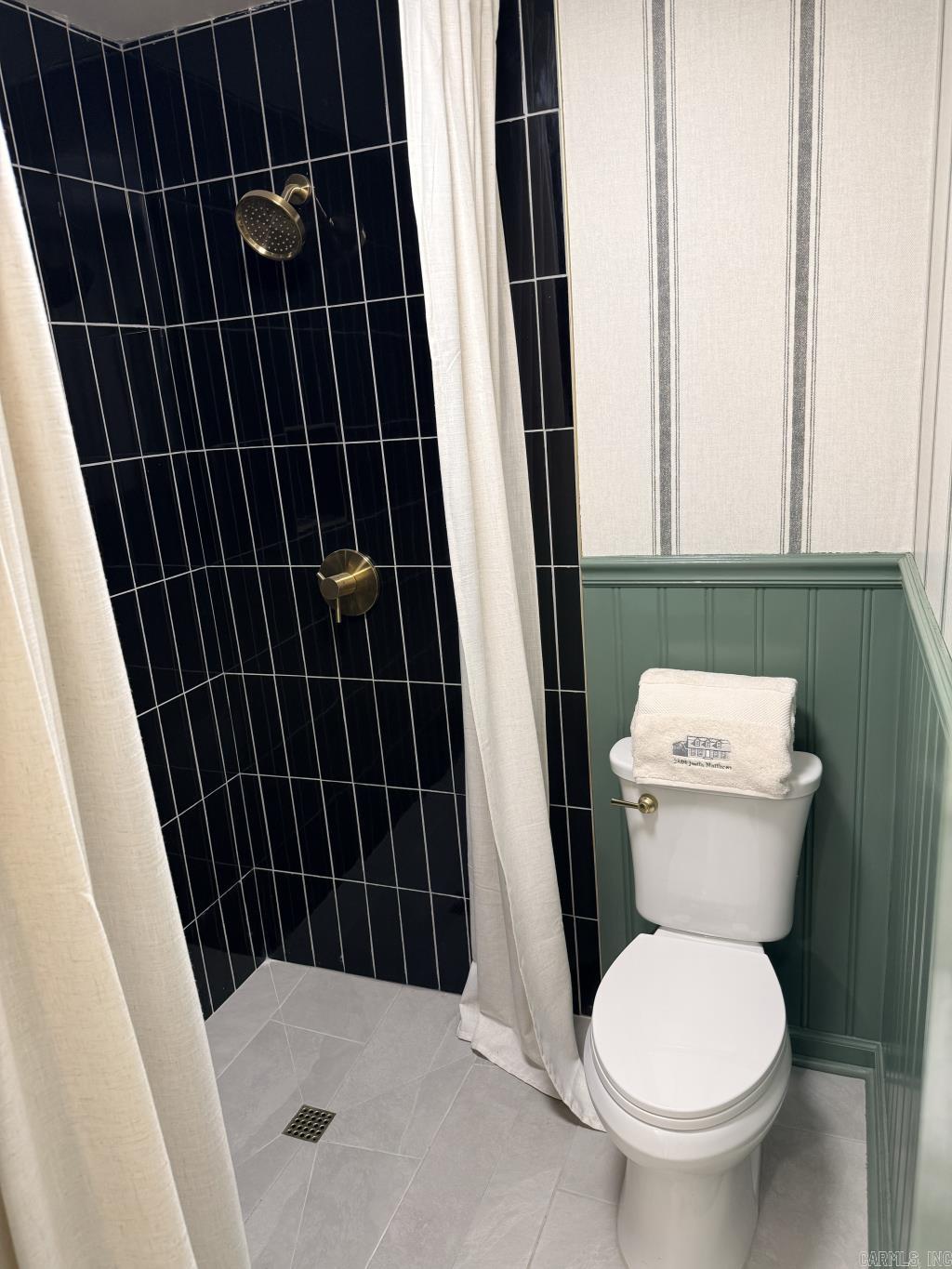 2400 Justin Matthews Drive Property Photo 15
