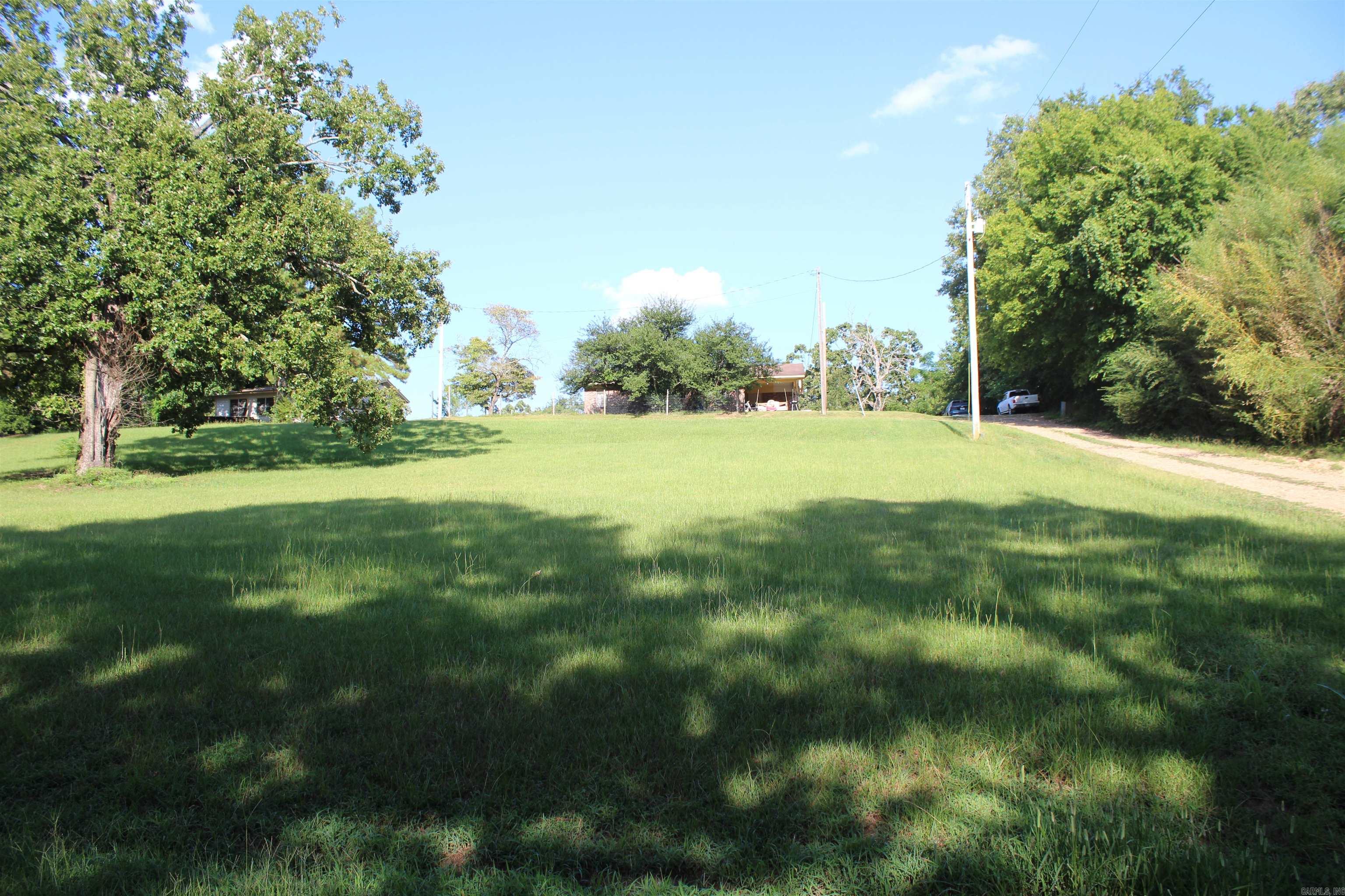 1555 & 1561 N Washington Avenue Property Photo 3