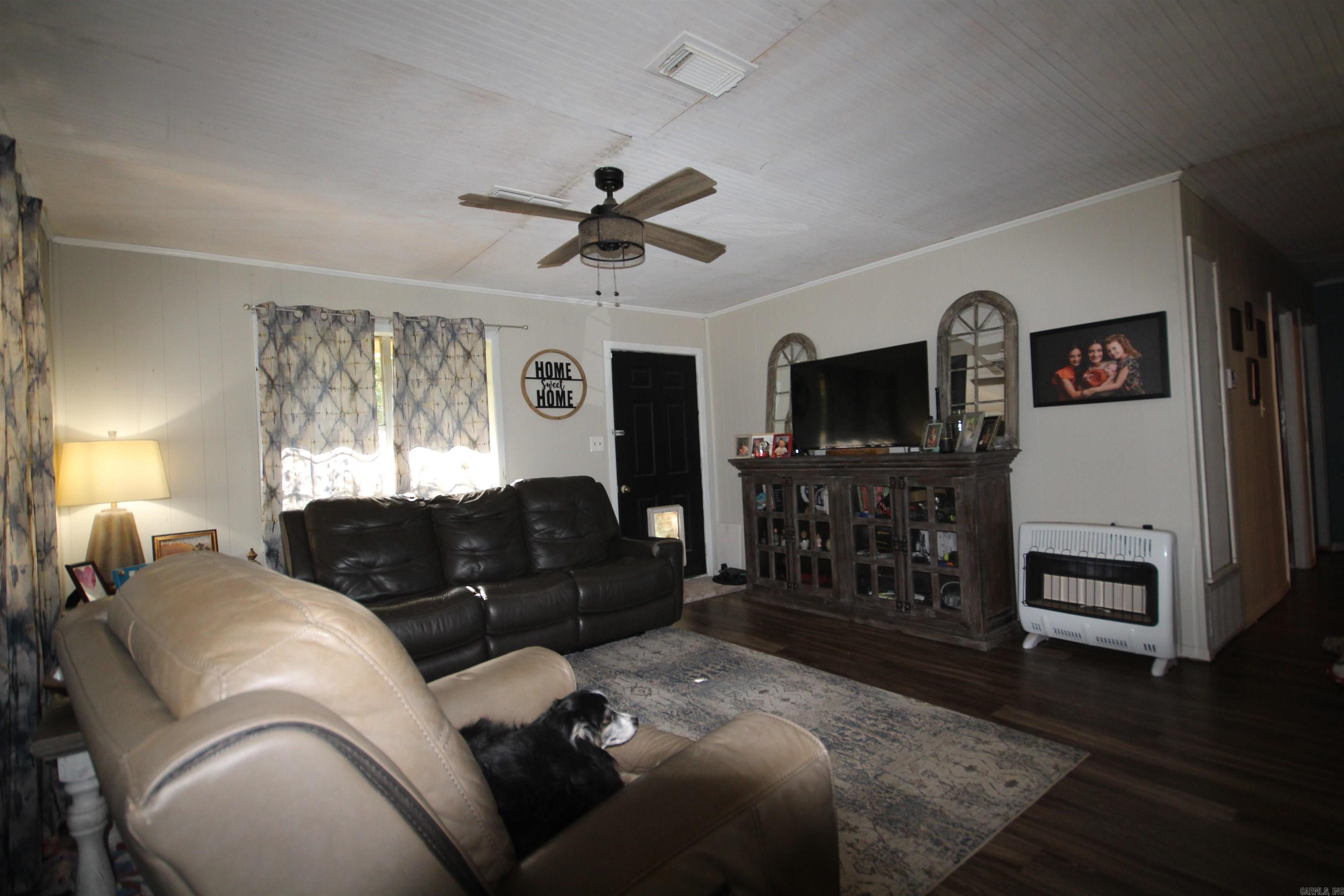 1555 & 1561 N Washington Avenue Property Photo 7