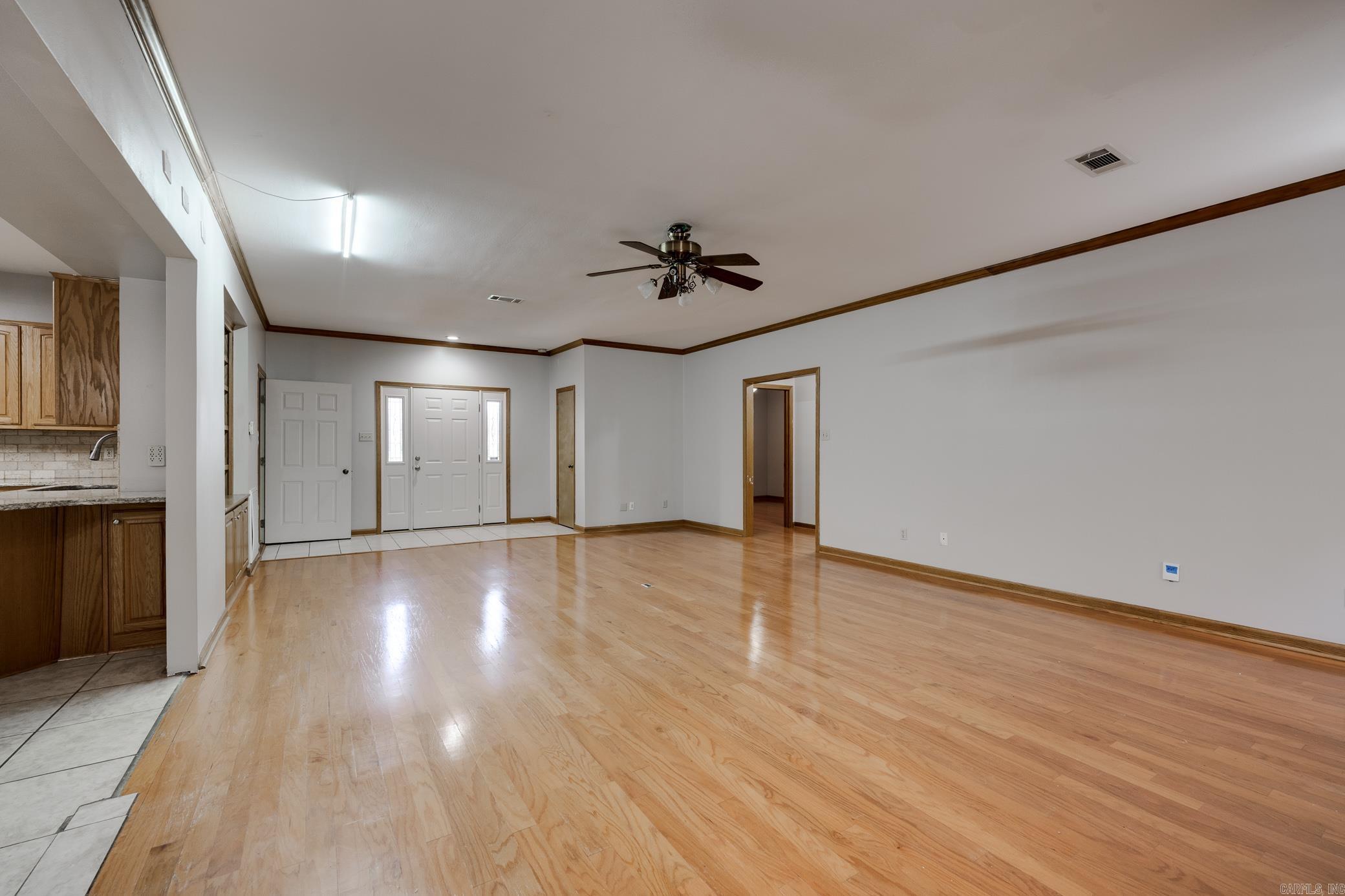 816 Cache River Property Photo 8