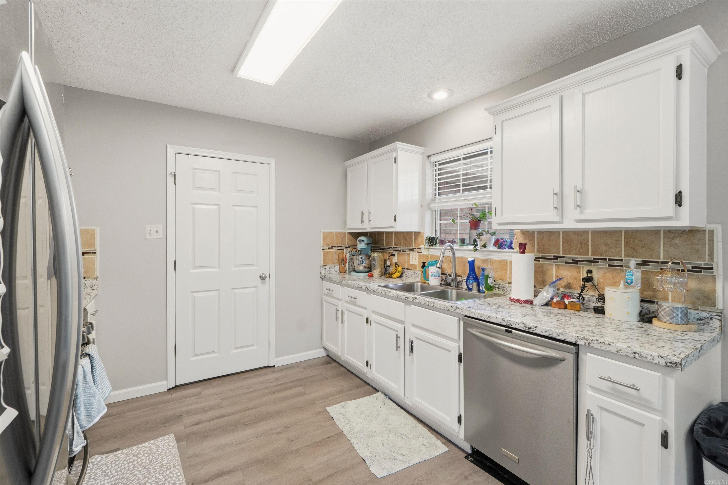 2255 Rainbow Road Property Photo 5
