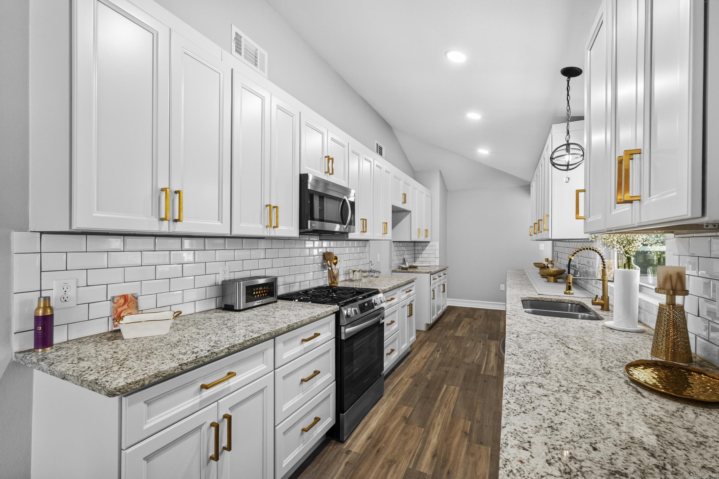 1700 Lilac Circle Property Photo 15