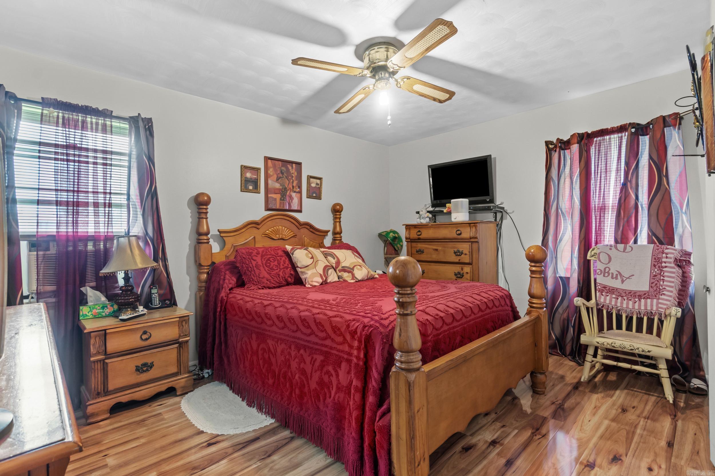 1307 S Dakota St Property Photo 11