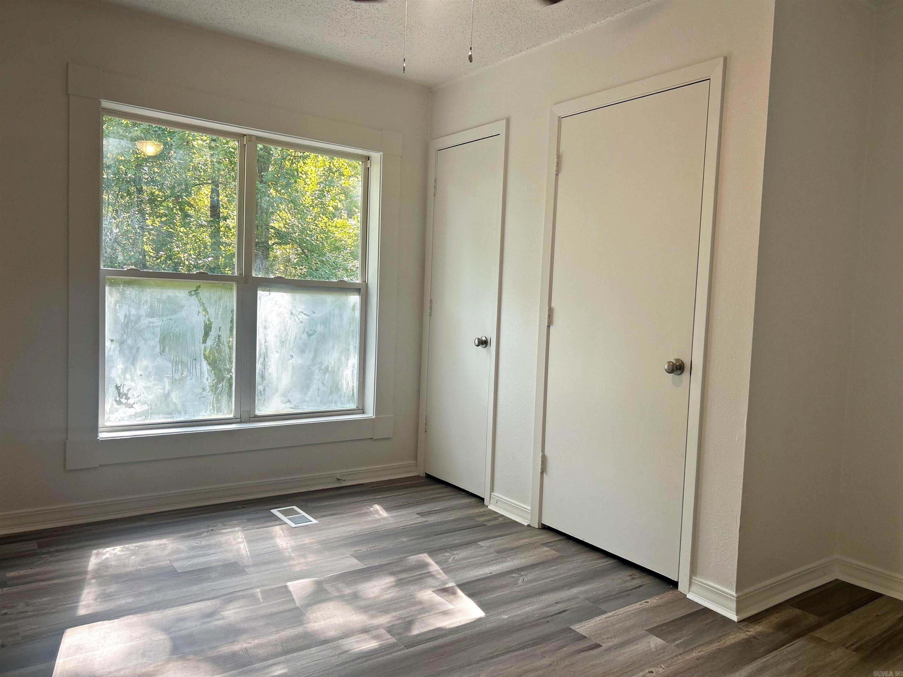 307 Lower Lake Road Property Photo 11
