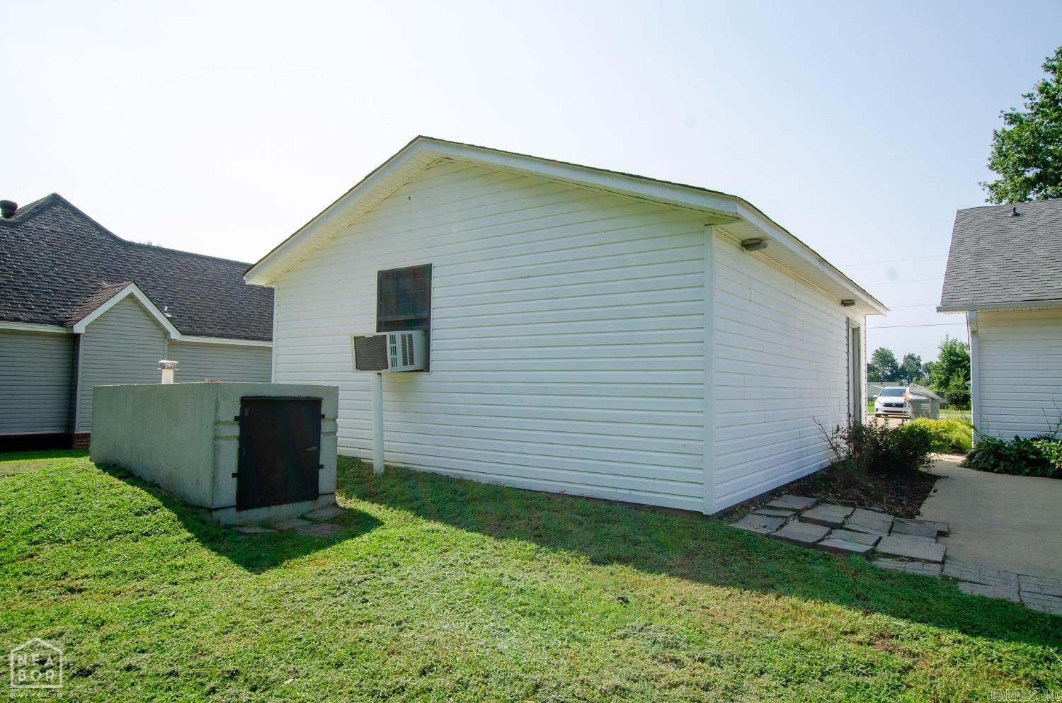 261 County Road 620 Property Photo 28