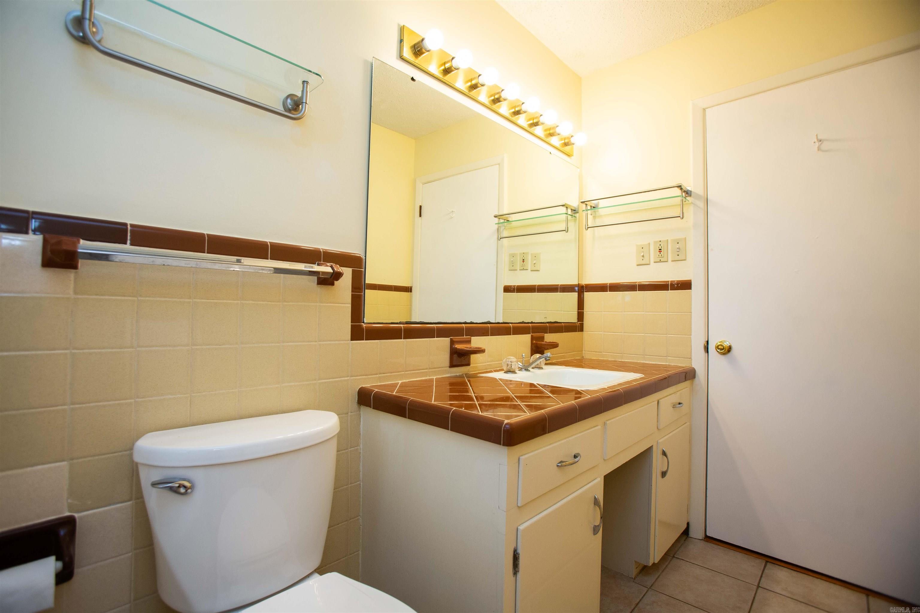 5010 Glenmere Road Property Photo 24