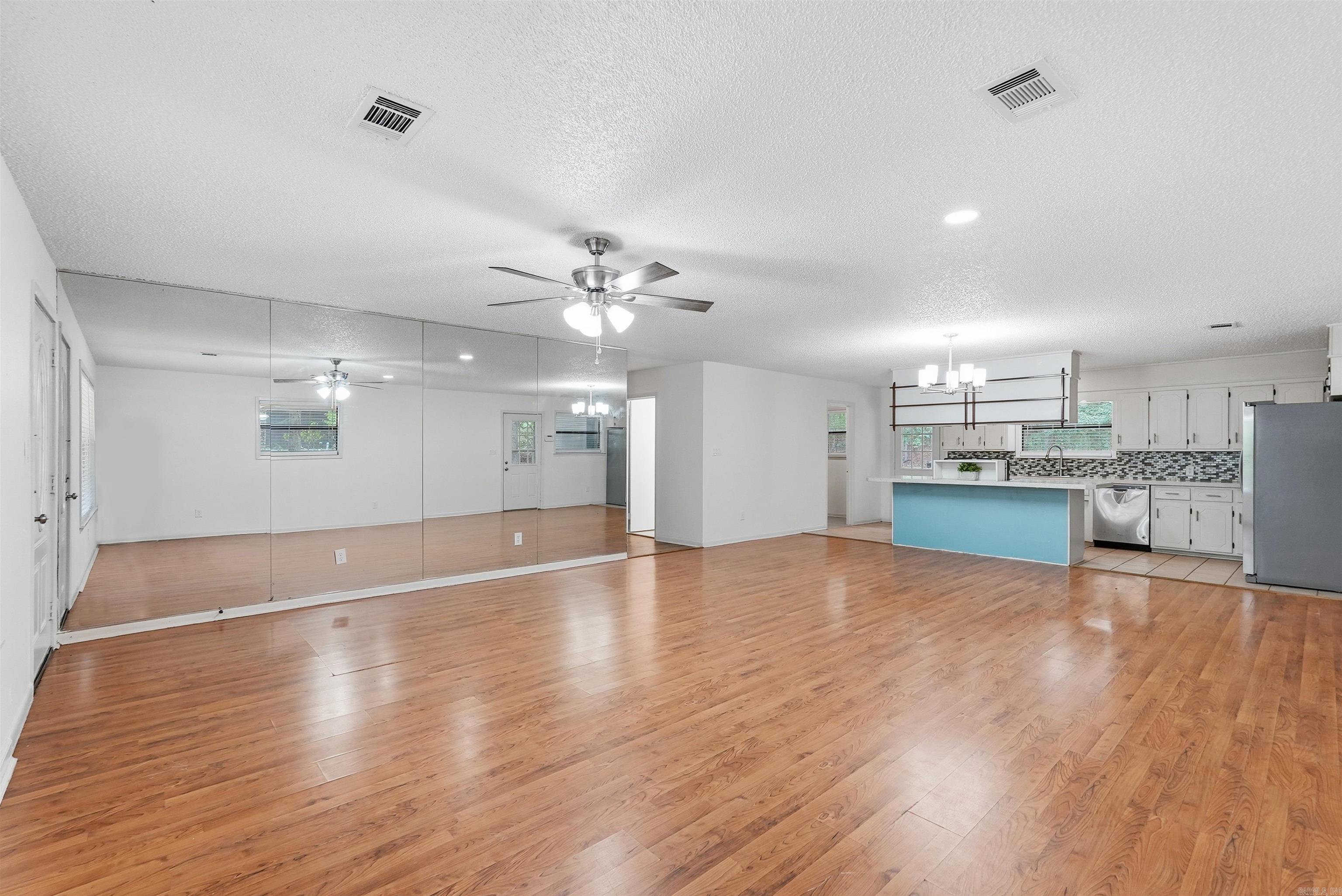 450 Plum Hollow Boulevard Property Photo 8
