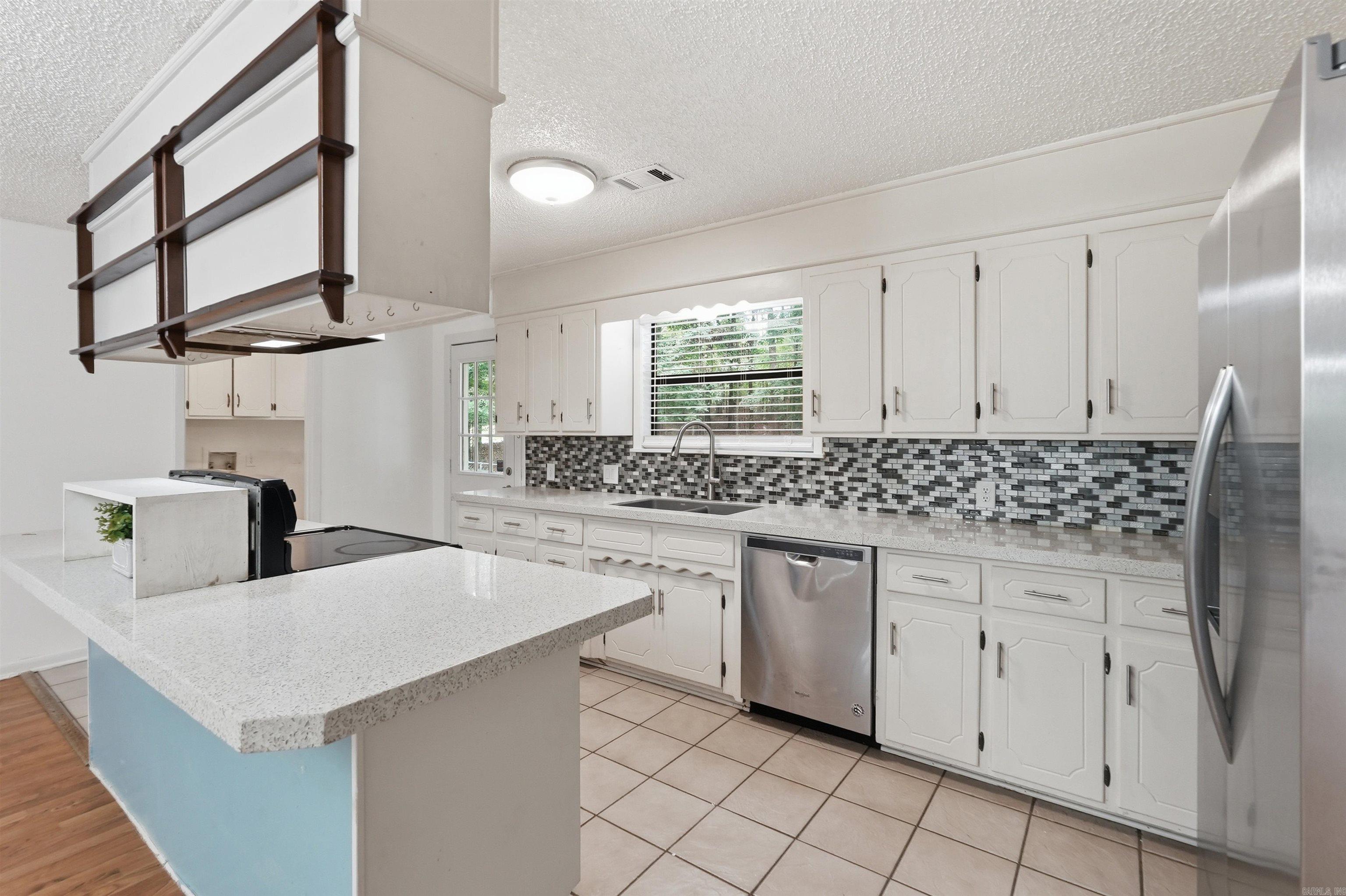 450 Plum Hollow Boulevard Property Photo 13