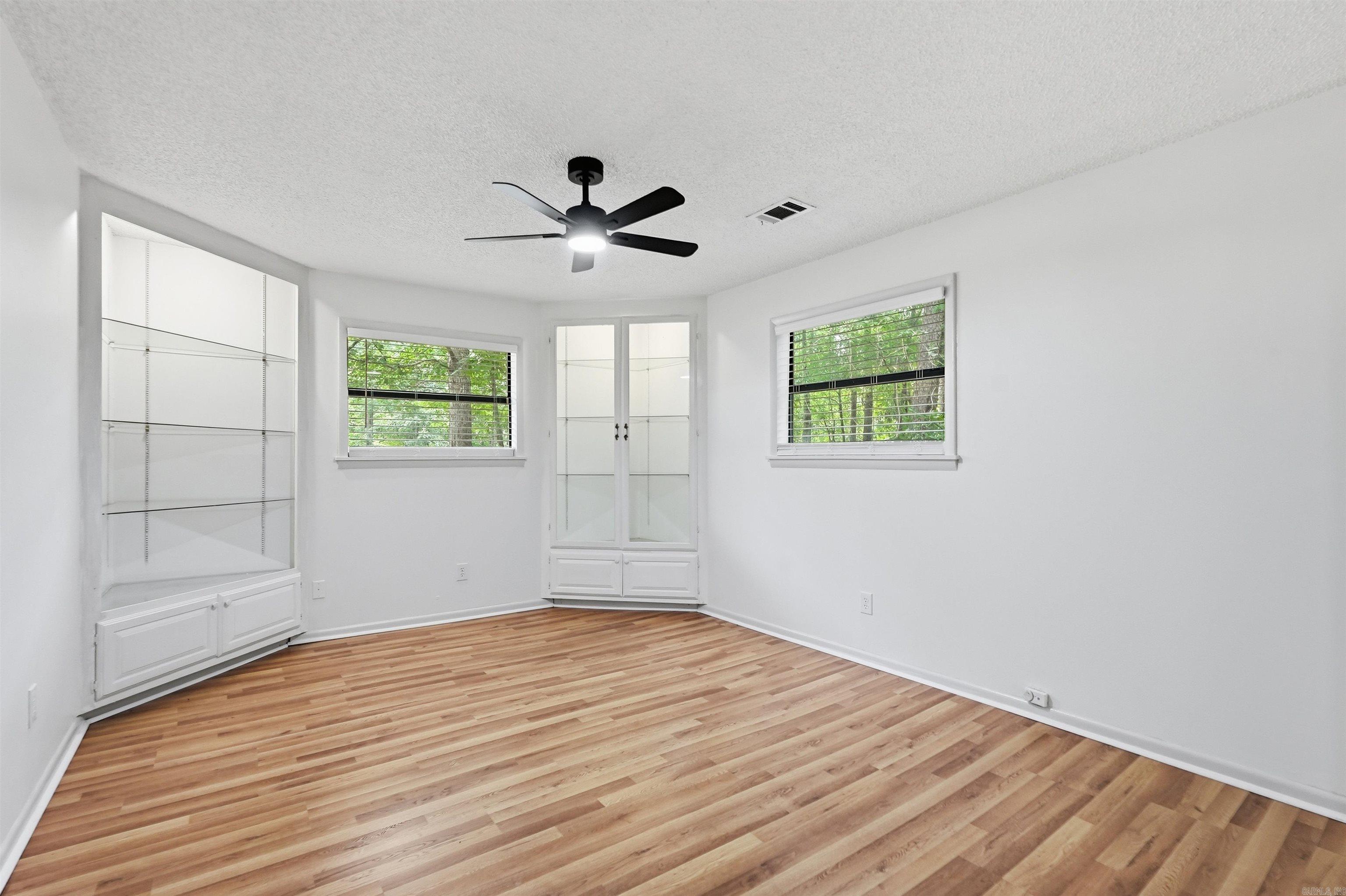 450 Plum Hollow Boulevard Property Photo 25