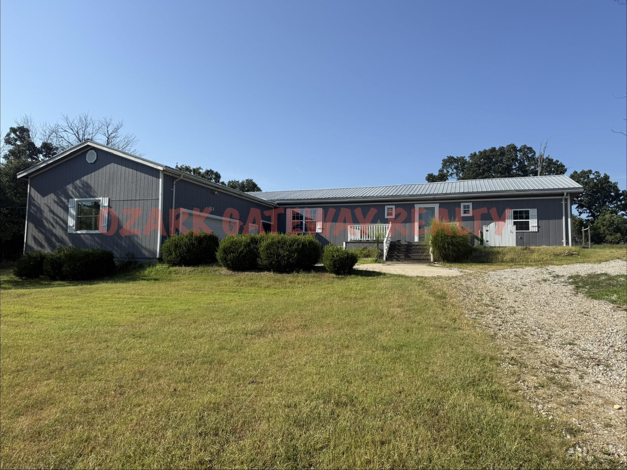 313 Fairway Drive Property Photo 1