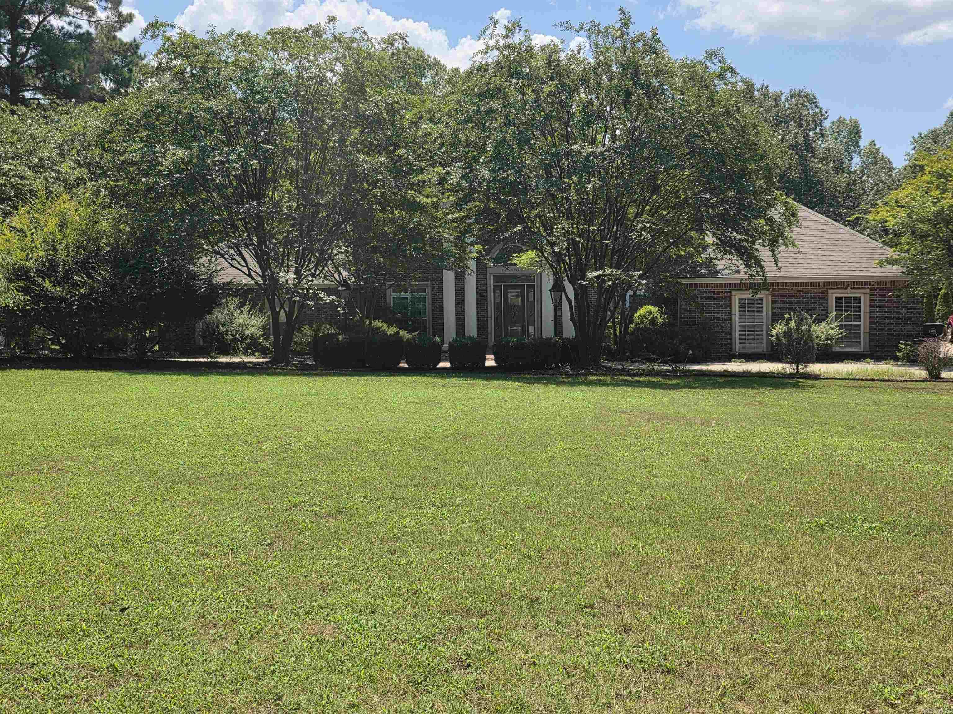 12 Stoneridge Property Photo 1