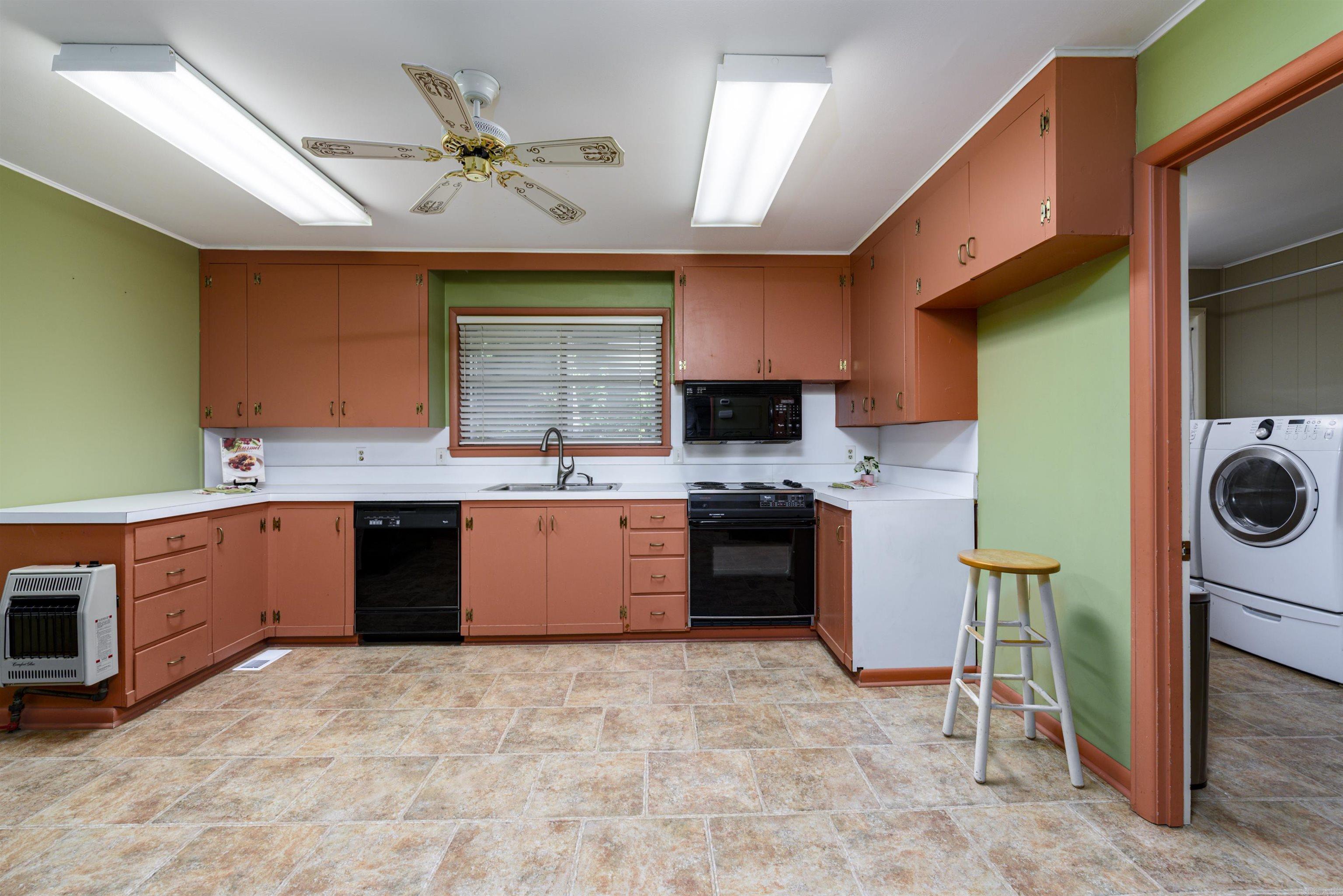 7618 Iowa Drive Property Photo 8