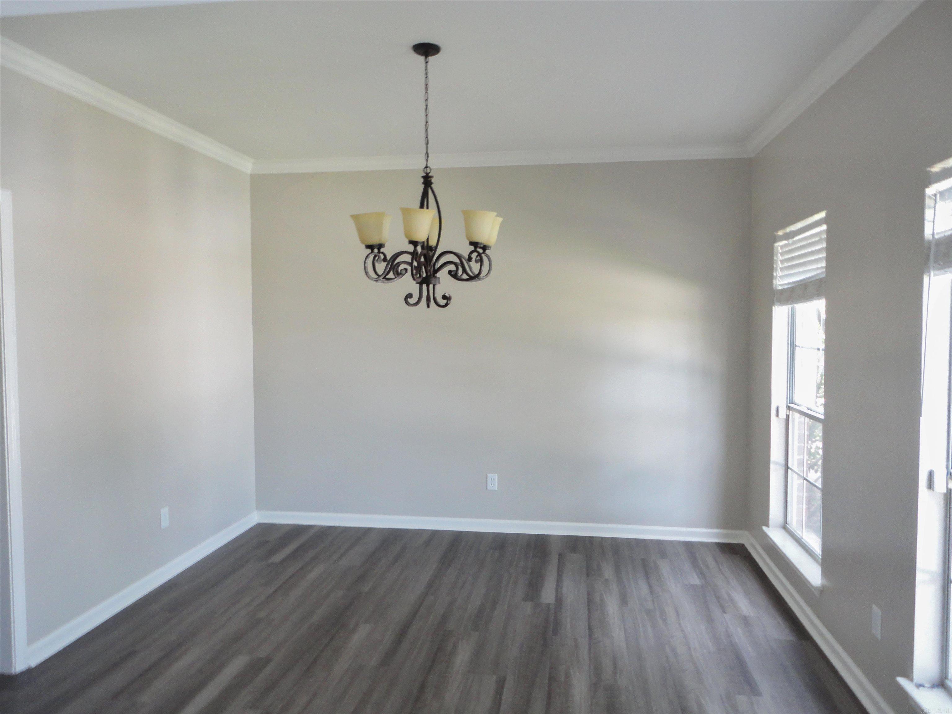 4307 Old Oak Drive Property Photo 10