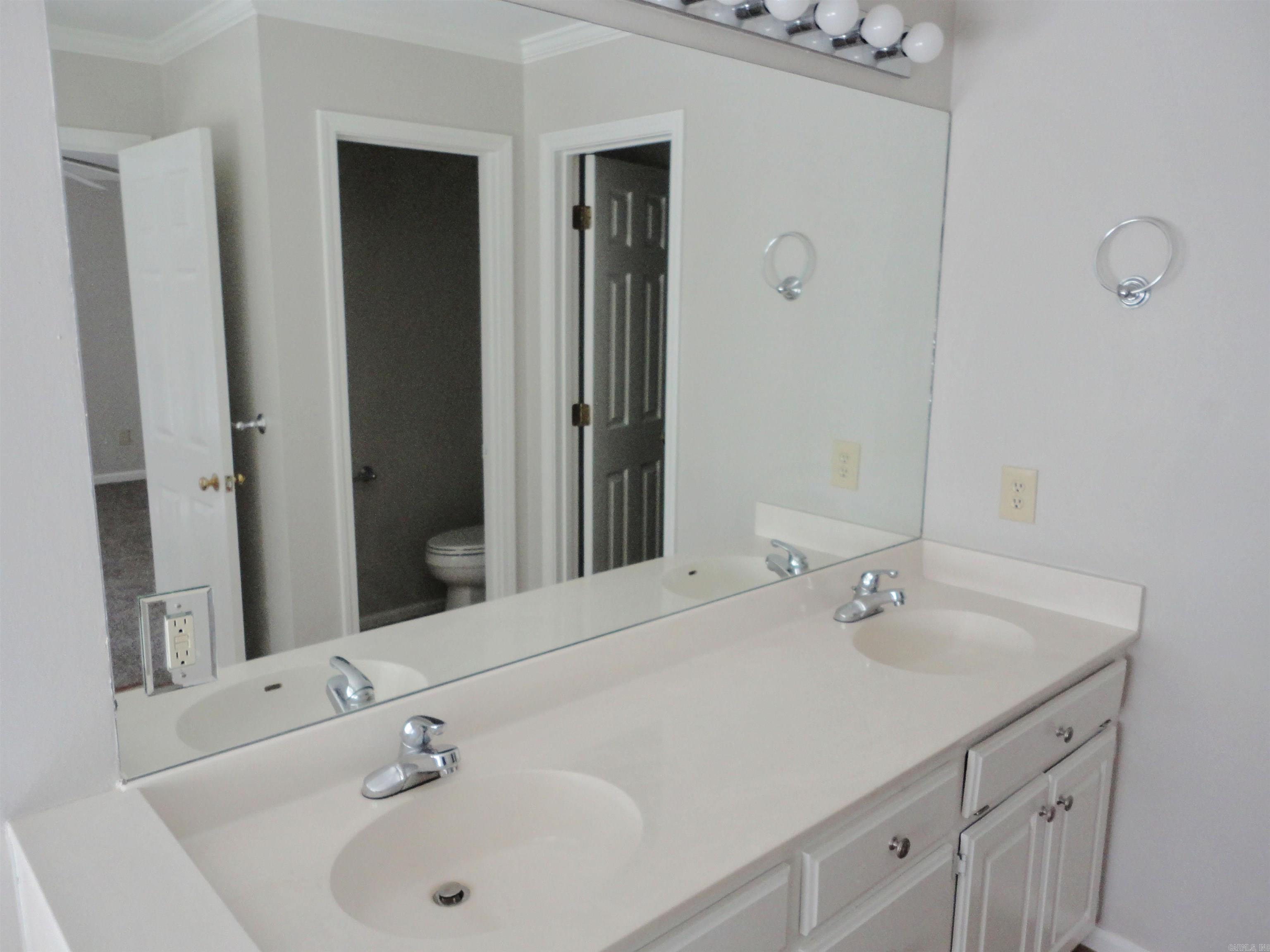 4307 Old Oak Drive Property Photo 16