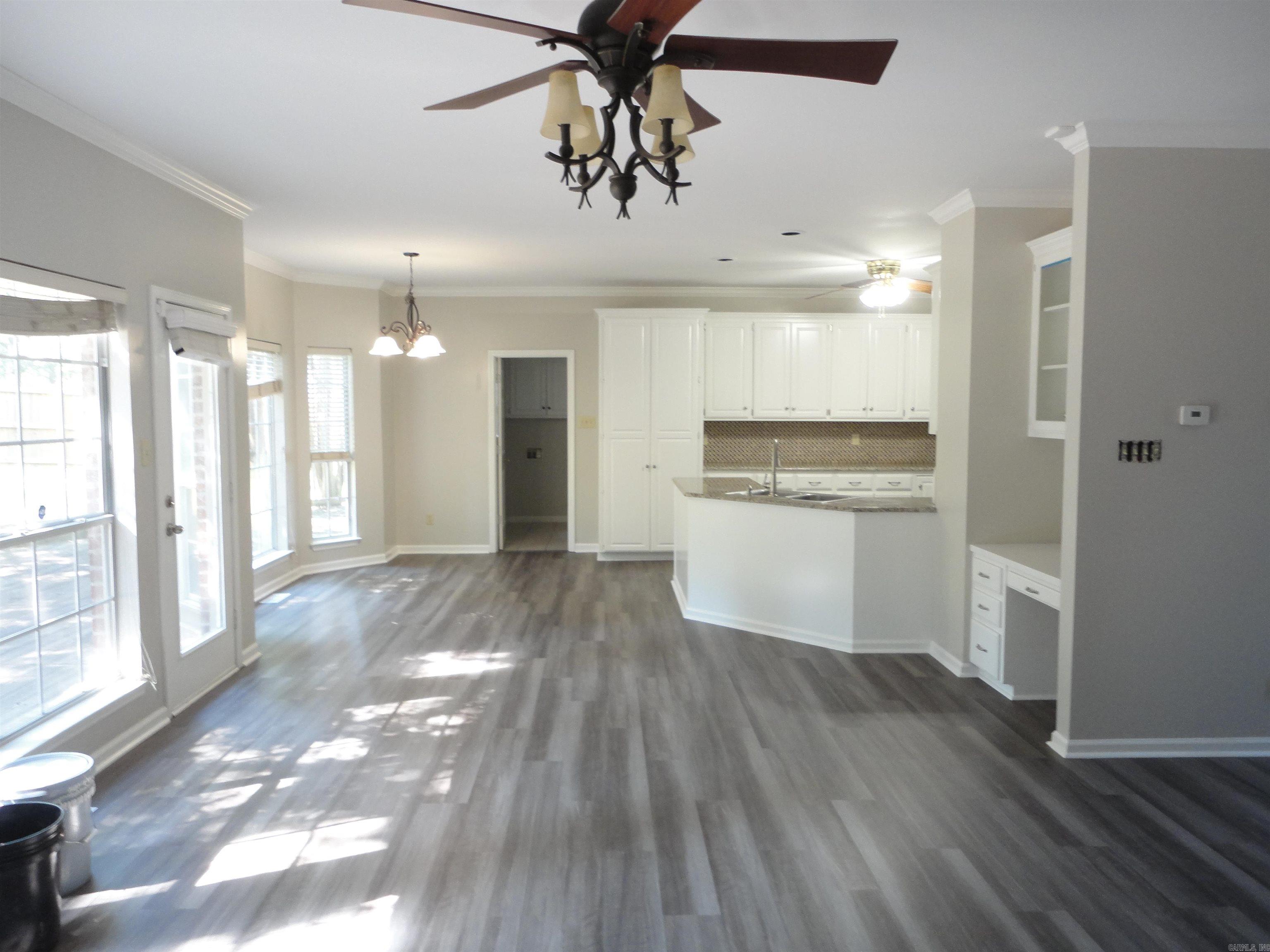 4307 Old Oak Drive Property Photo 24