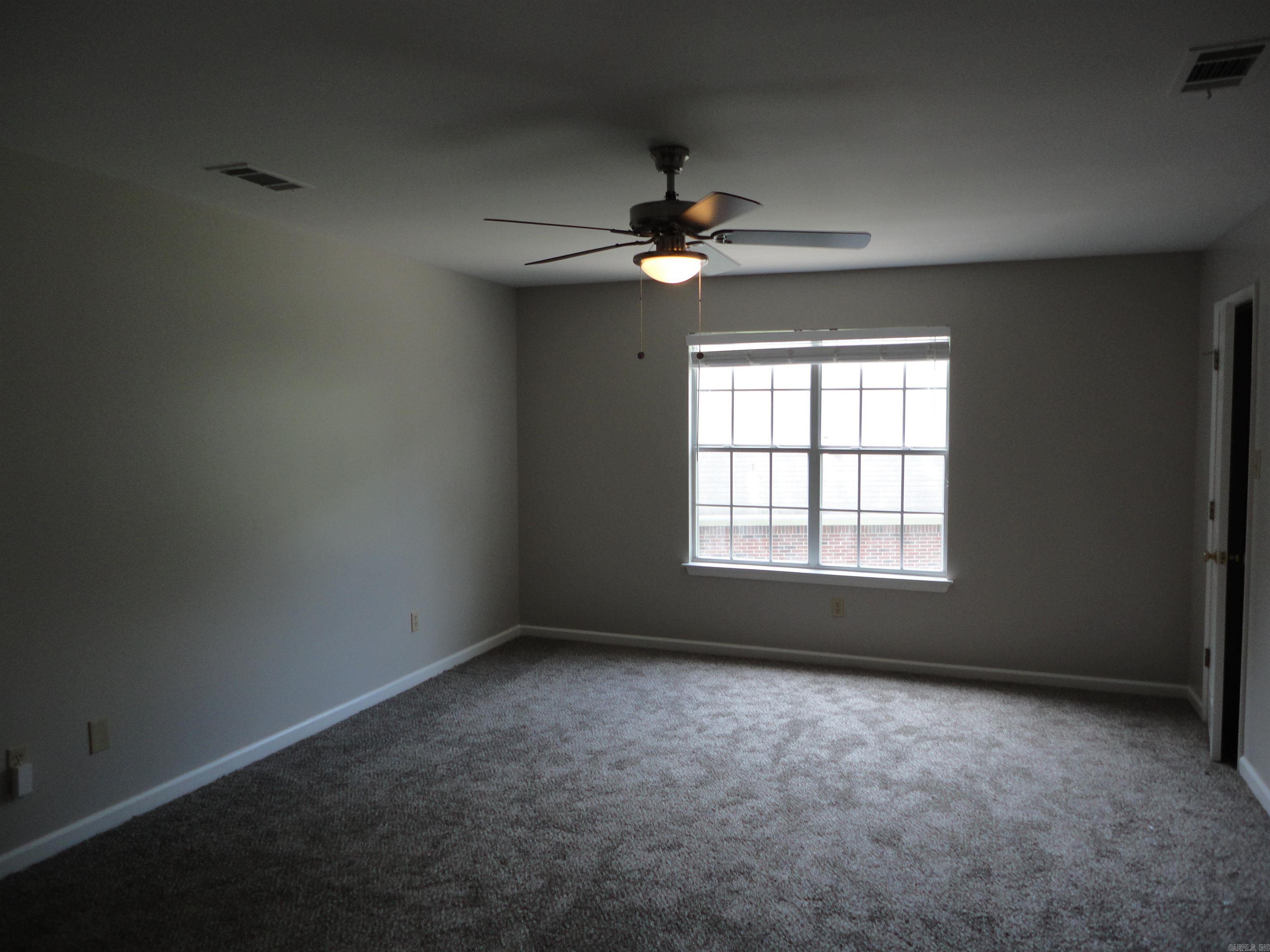 4307 Old Oak Drive Property Photo 29