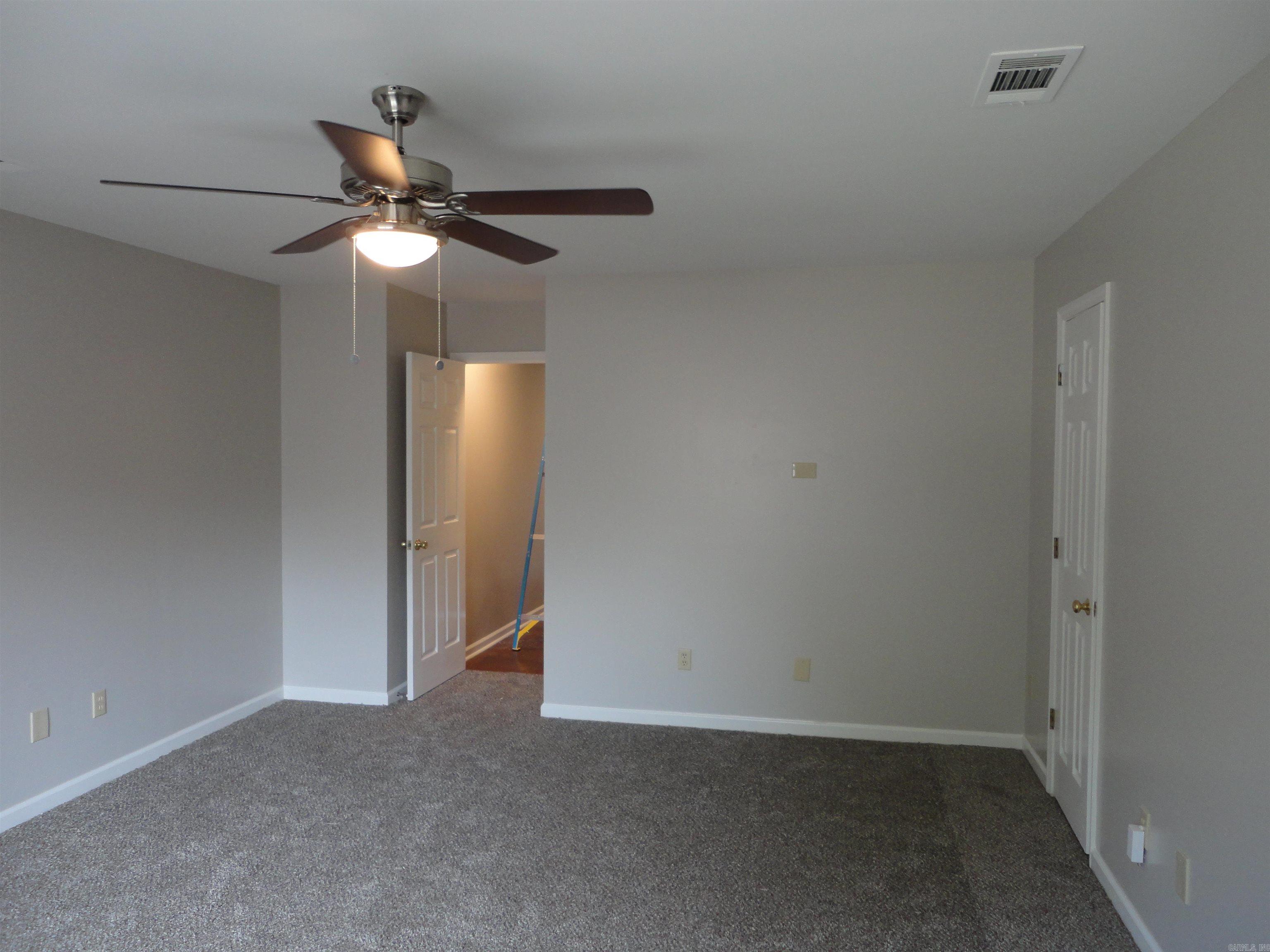 4307 Old Oak Drive Property Photo 30