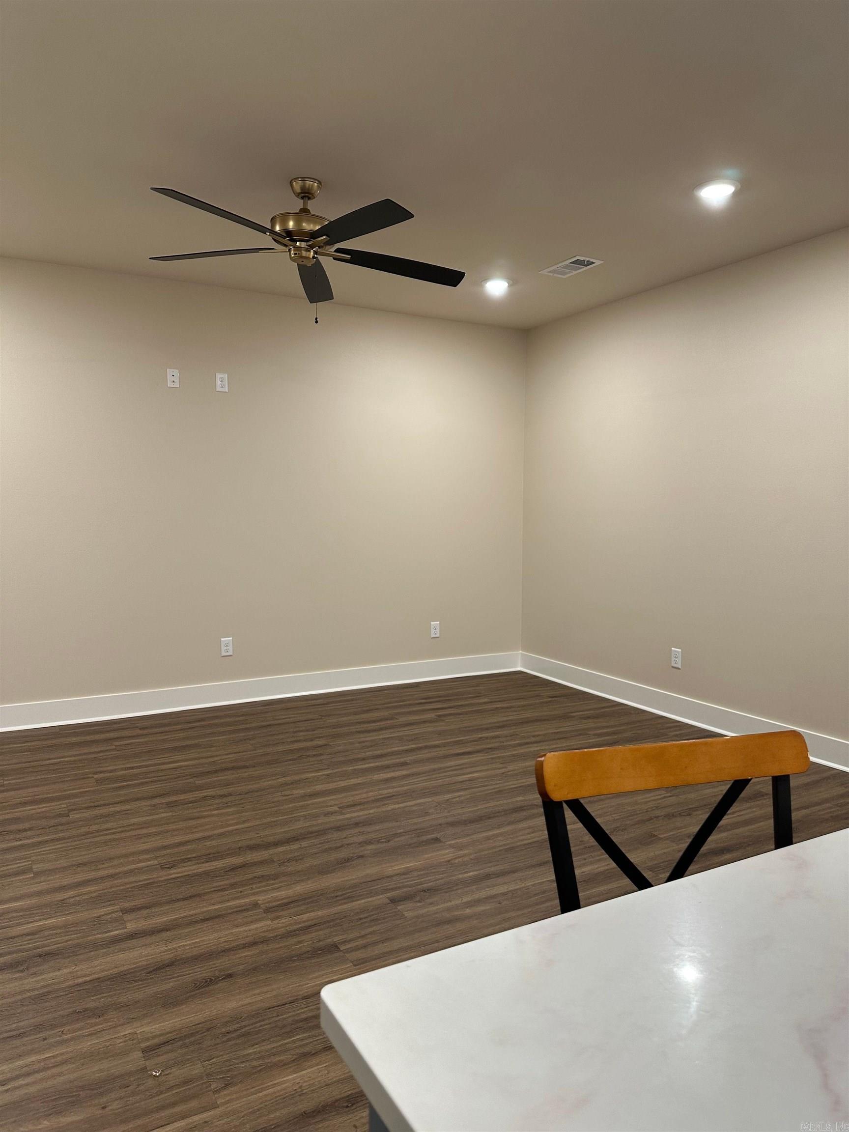 3703 Logan Ridge Property Photo 4