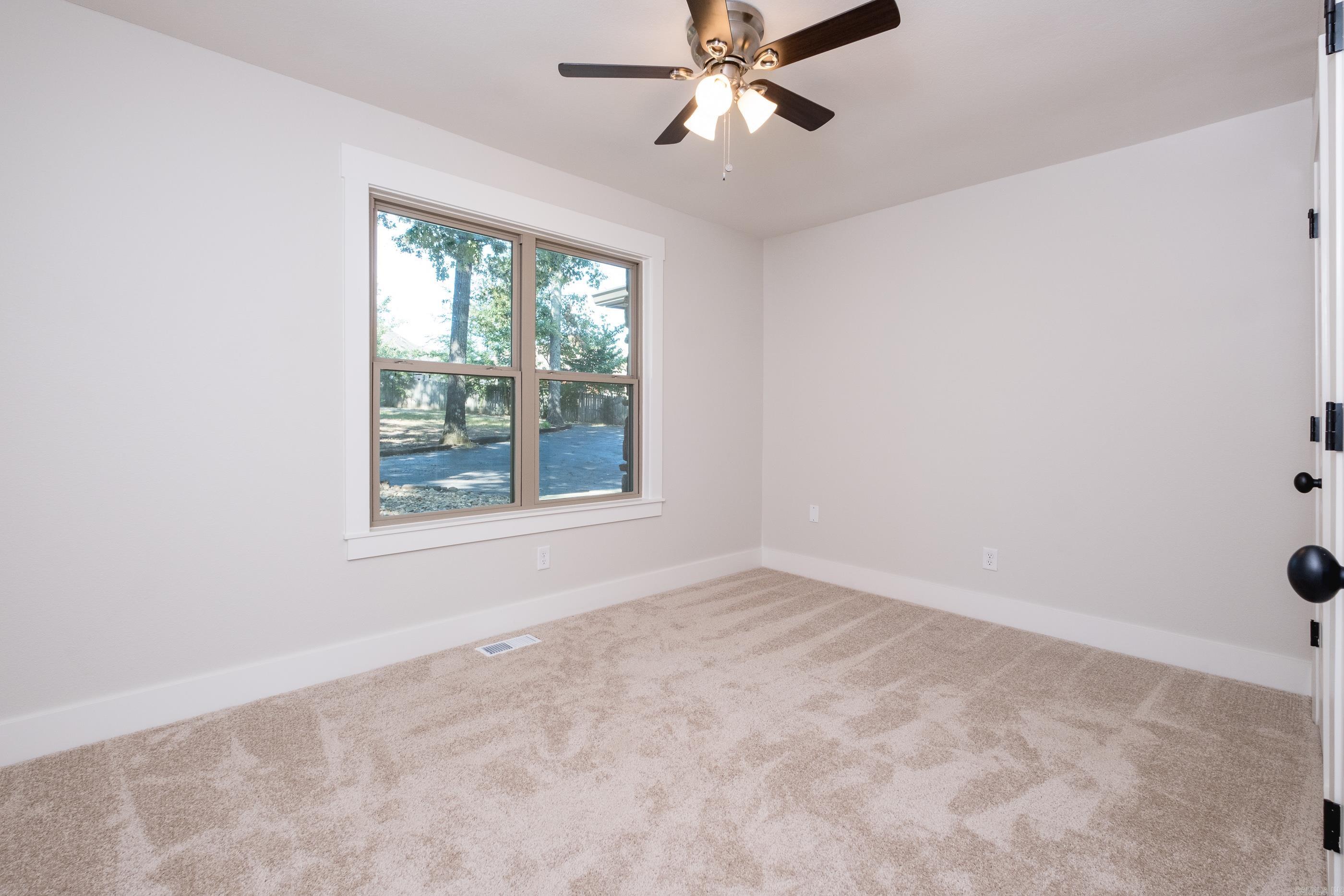3025 Razorback Road Property Photo 25