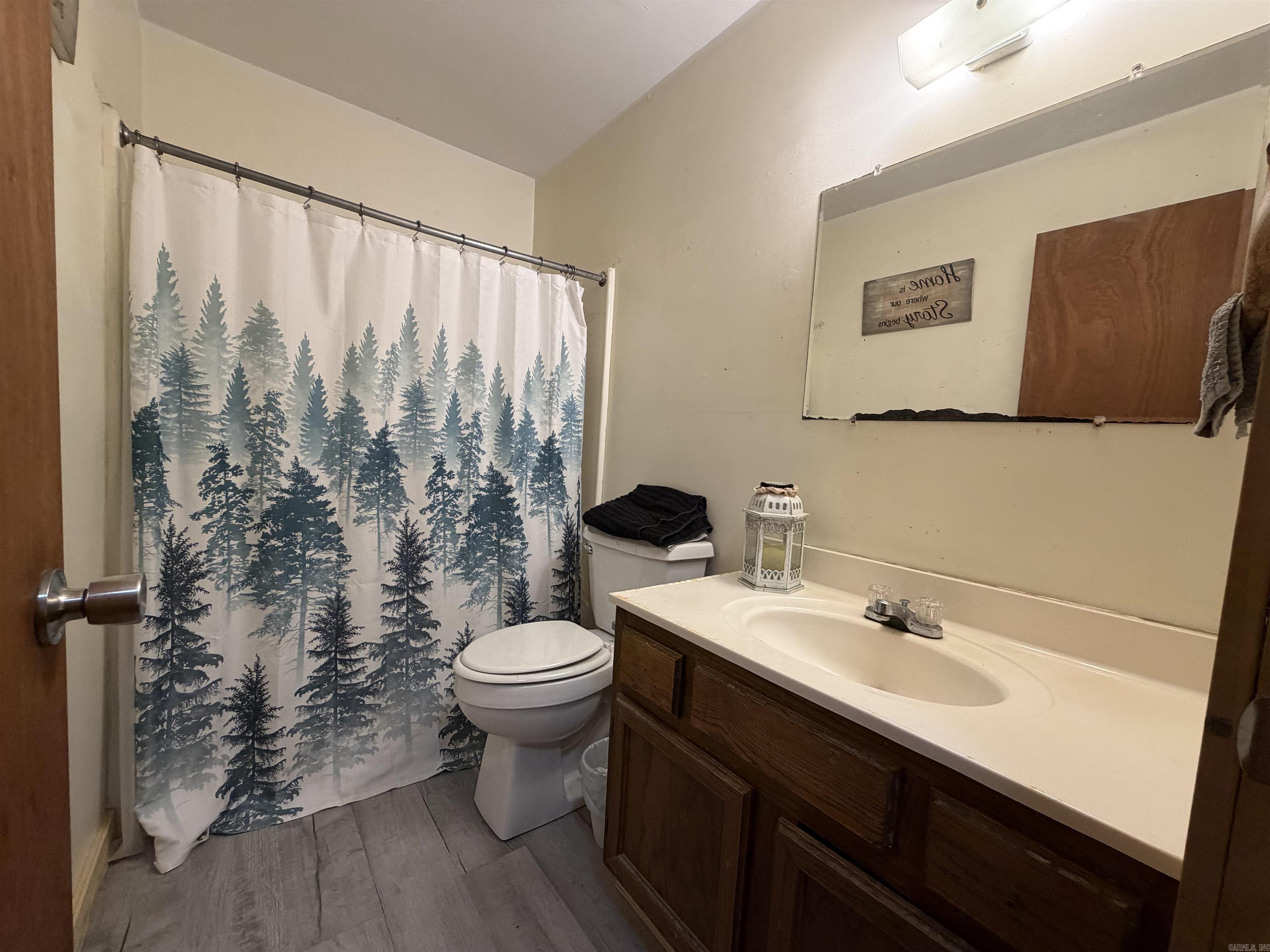 1203 N Charlyne Avenue Property Photo 10