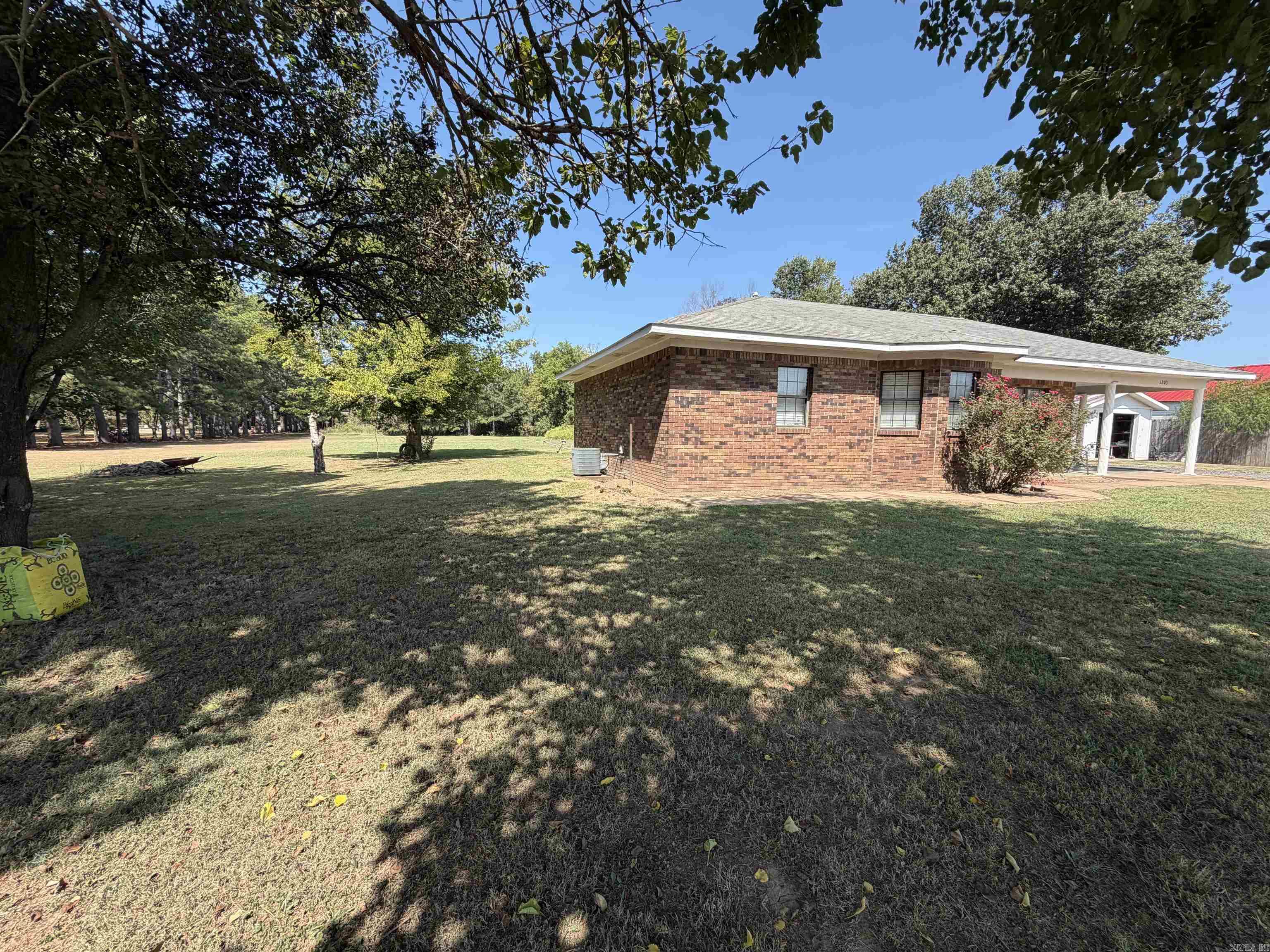 1203 N Charlyne Avenue Property Photo 19