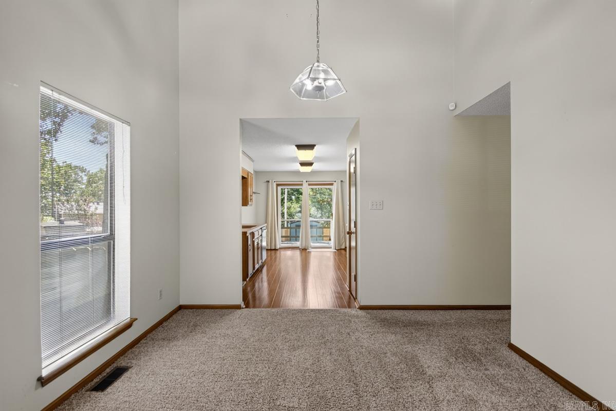 109 Sugar Maple Drive Property Photo 5